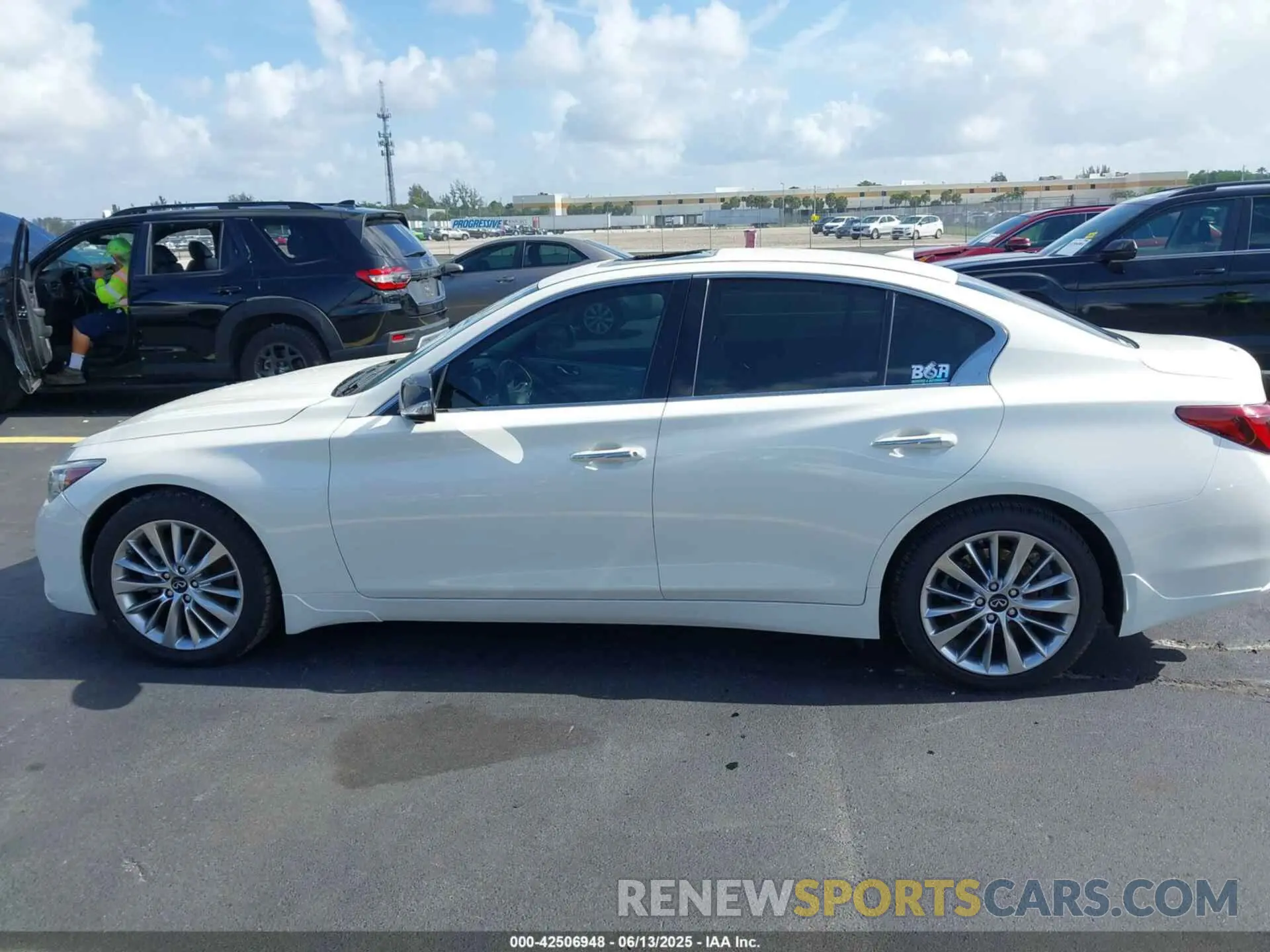 15 Photograph of a damaged car JN1EV7BP3MM703264 INFINITI Q50 2021