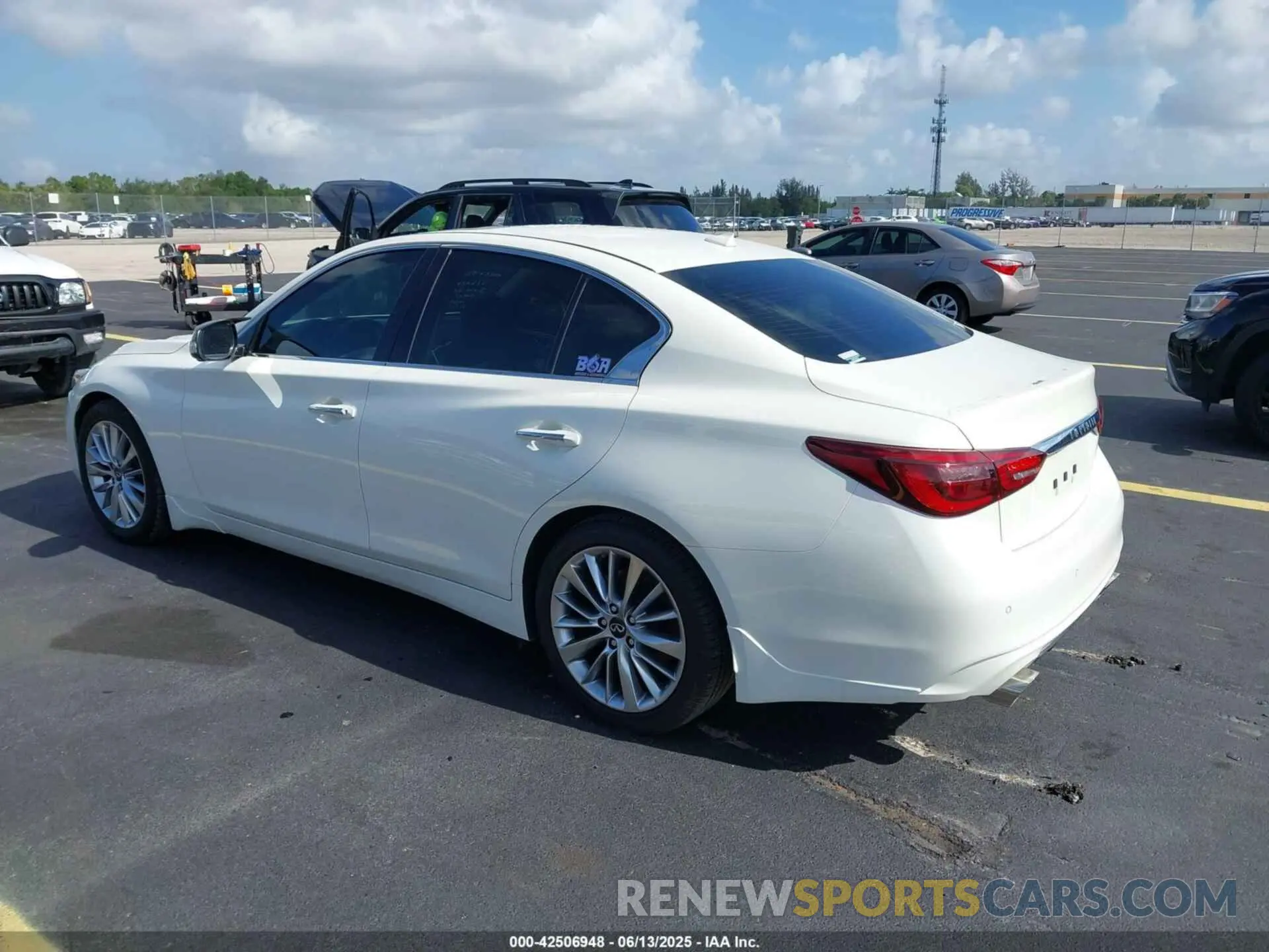 3 Photograph of a damaged car JN1EV7BP3MM703264 INFINITI Q50 2021
