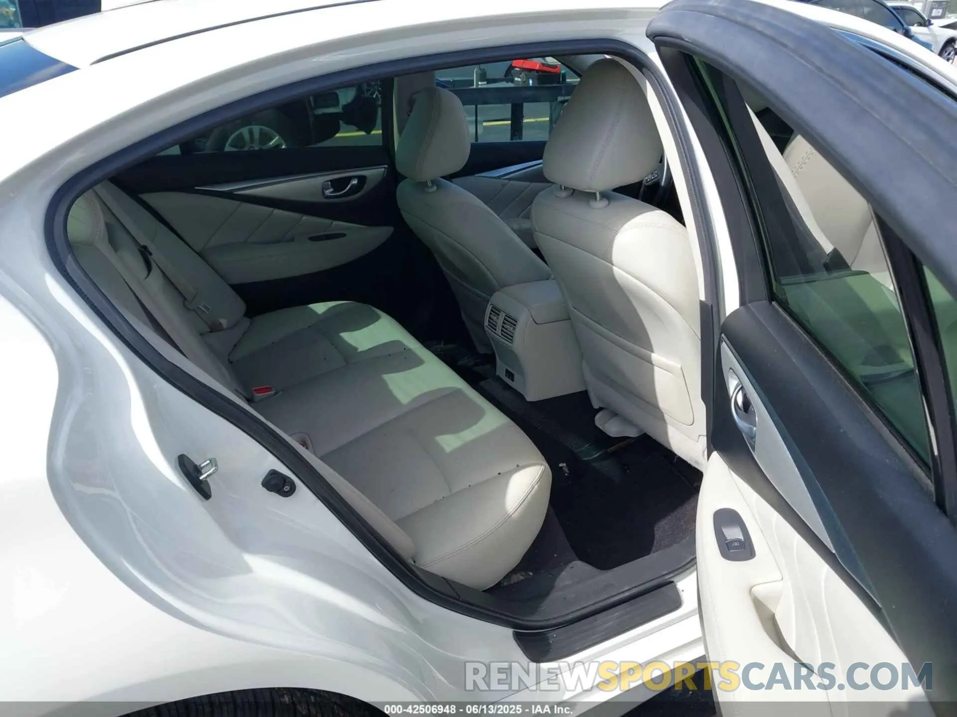 8 Photograph of a damaged car JN1EV7BP3MM703264 INFINITI Q50 2021