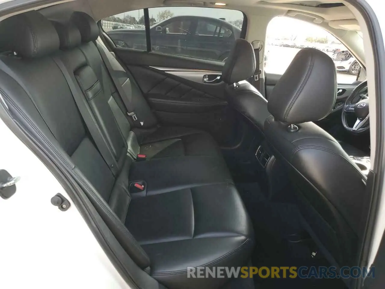 10 Photograph of a damaged car JN1EV7BP3MM703409 INFINITI Q50 2021