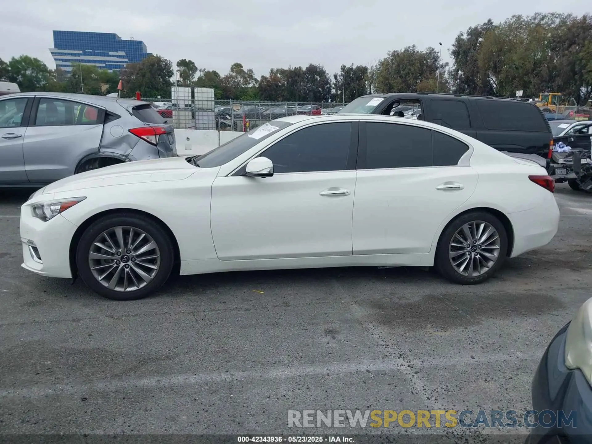 13 Photograph of a damaged car JN1EV7BP4MM702480 INFINITI Q50 2021