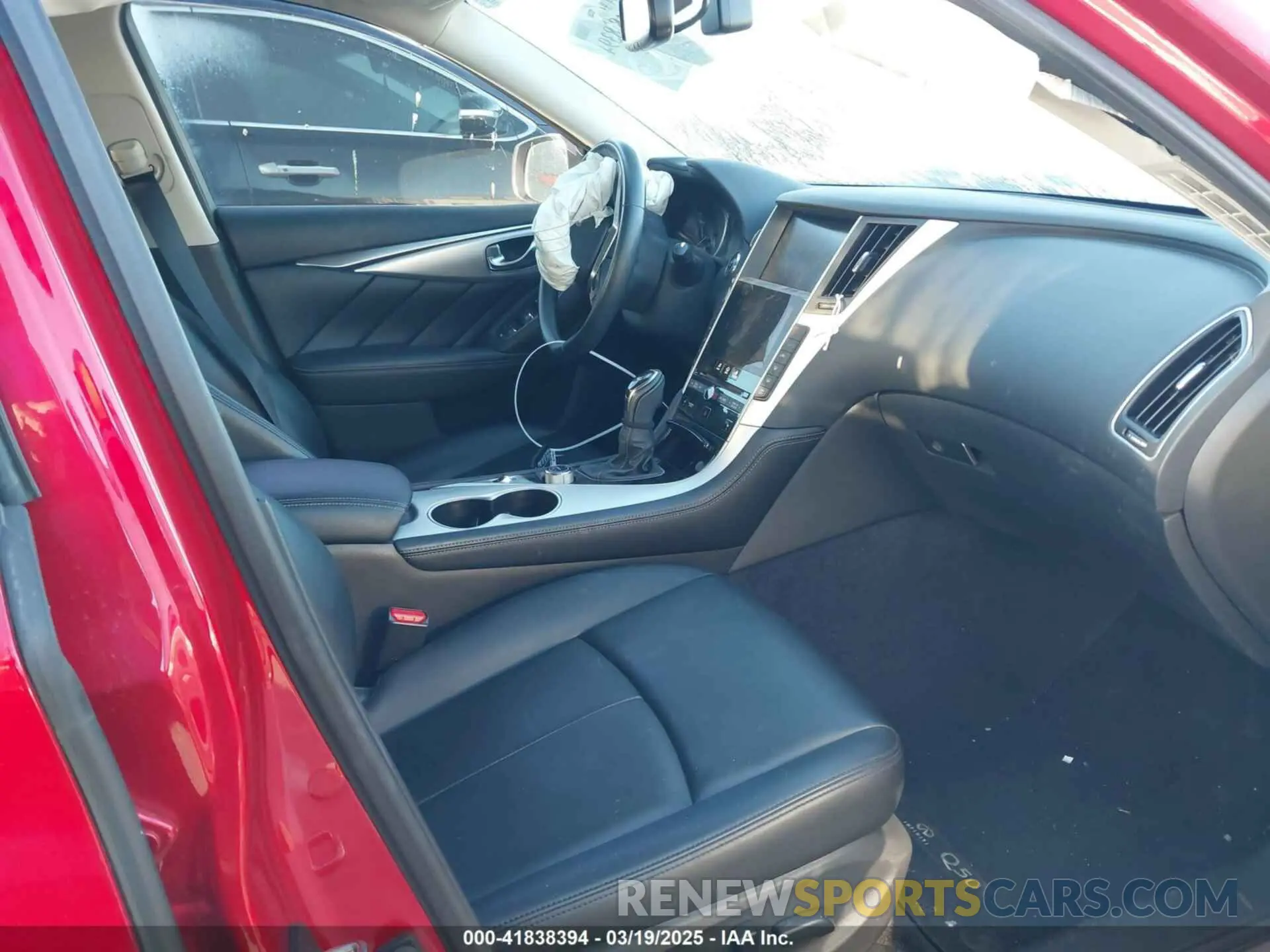 5 Photograph of a damaged car JN1EV7BPXMM705321 INFINITI Q50 2021