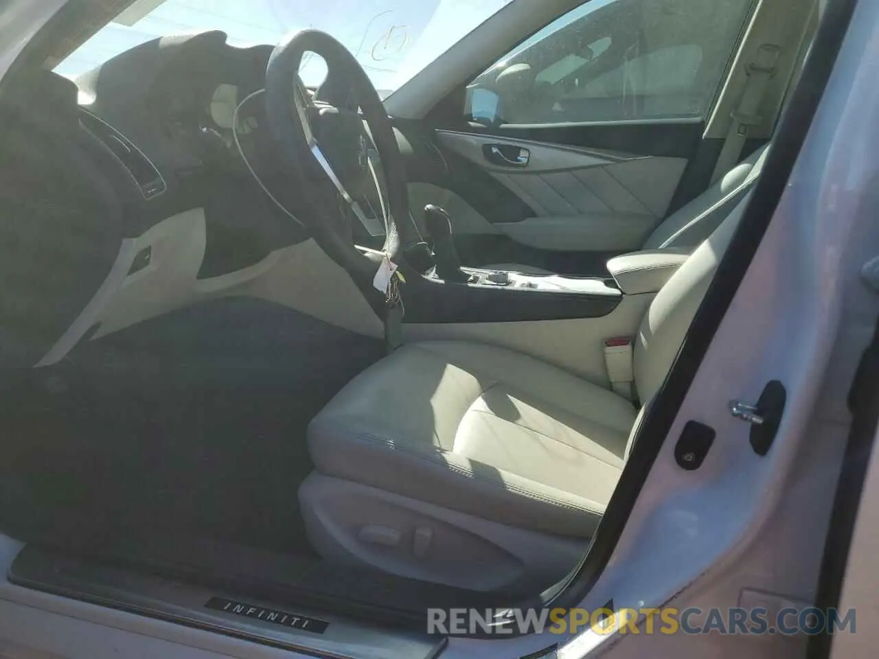 7 Photograph of a damaged car JN1EV7BR7MM754686 INFINITI Q50 2021