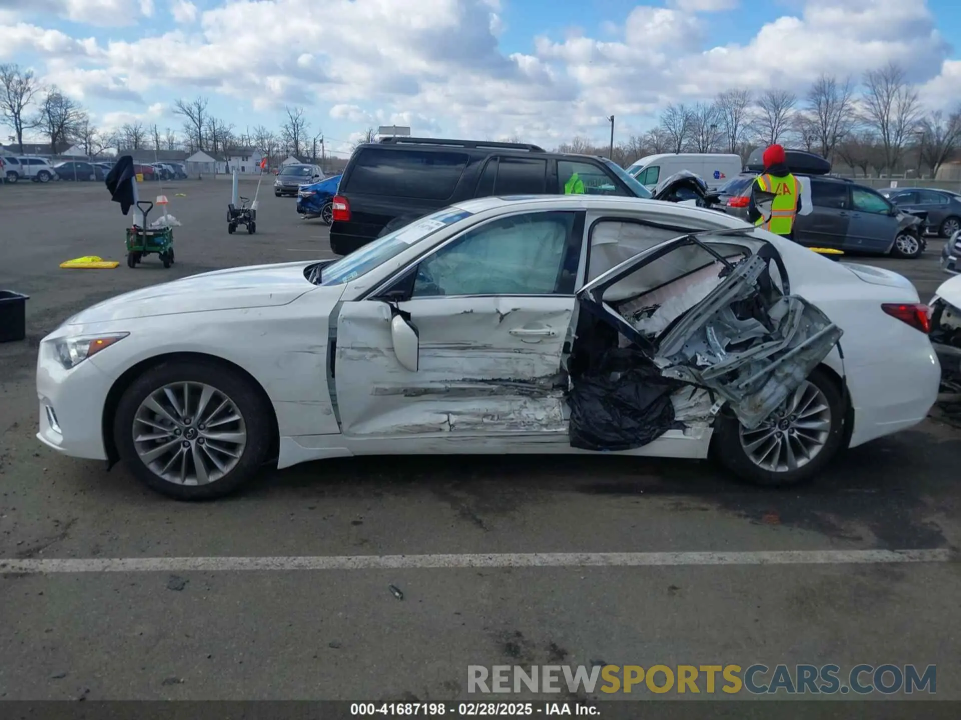 14 Photograph of a damaged car JN1EV7BR9MM754818 INFINITI Q50 2021