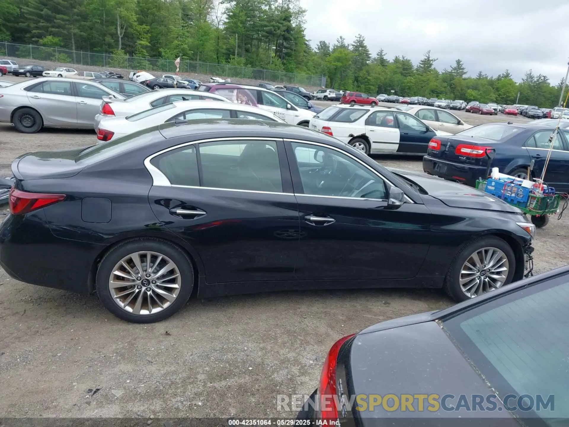 14 Photograph of a damaged car JN1EV7BR9MM754947 INFINITI Q50 2021