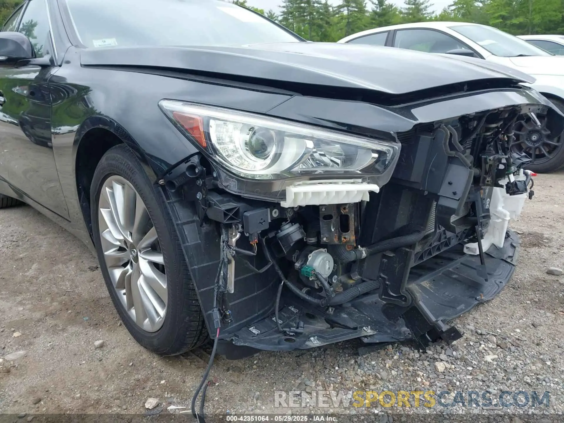 18 Photograph of a damaged car JN1EV7BR9MM754947 INFINITI Q50 2021