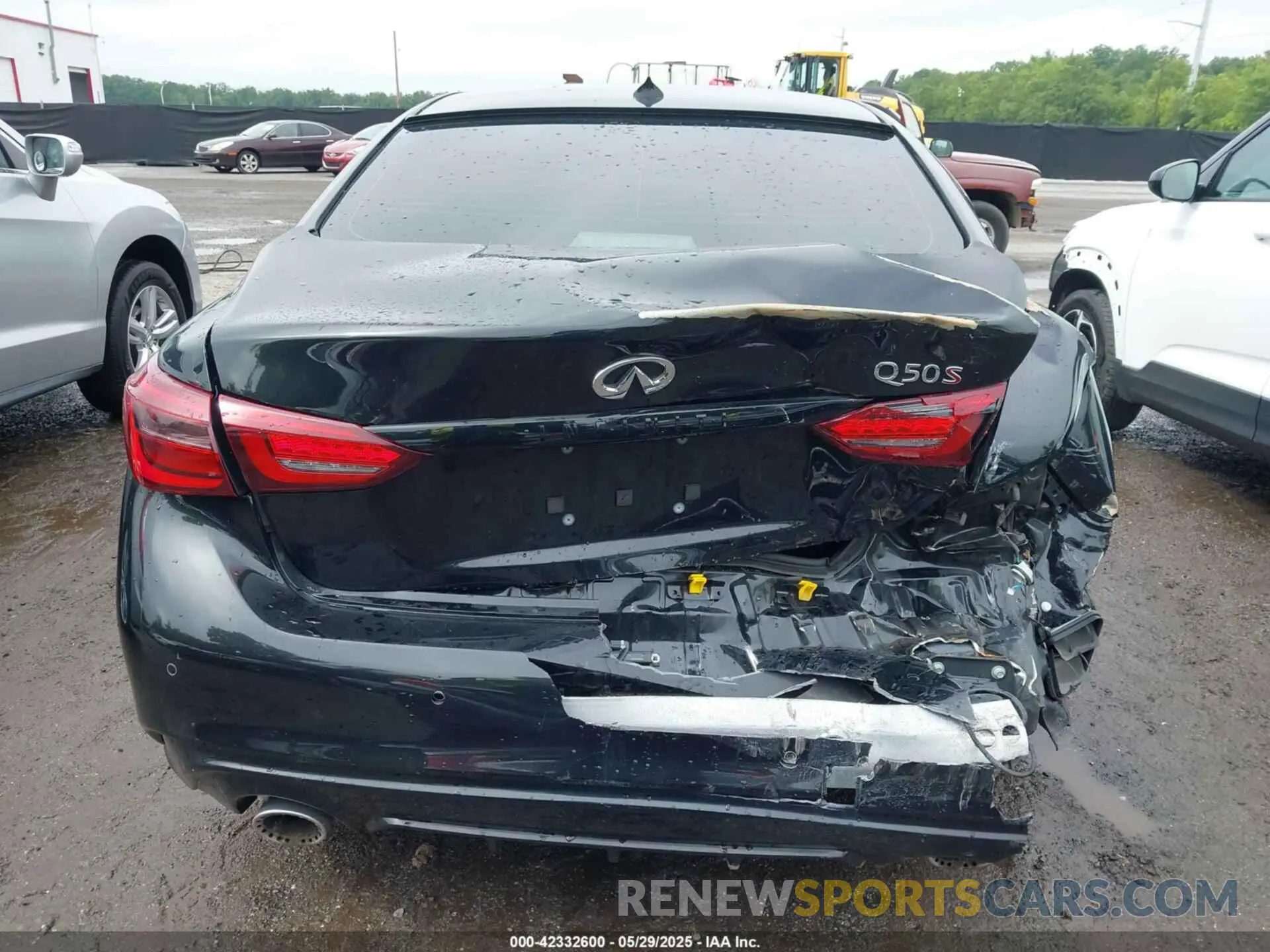 16 Photograph of a damaged car JN1FV7DP8MM850293 INFINITI Q50 2021