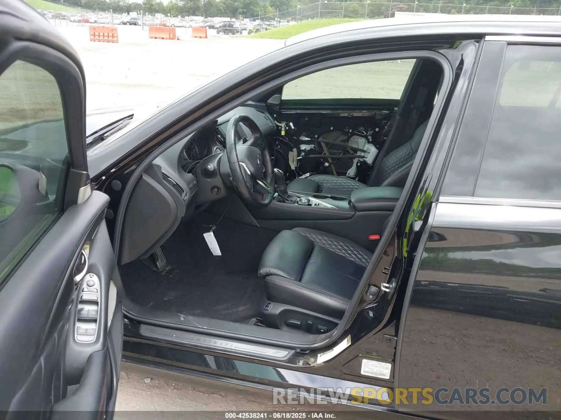 5 Photograph of a damaged car JN1FV7DR8MM880072 INFINITI Q50 2021
