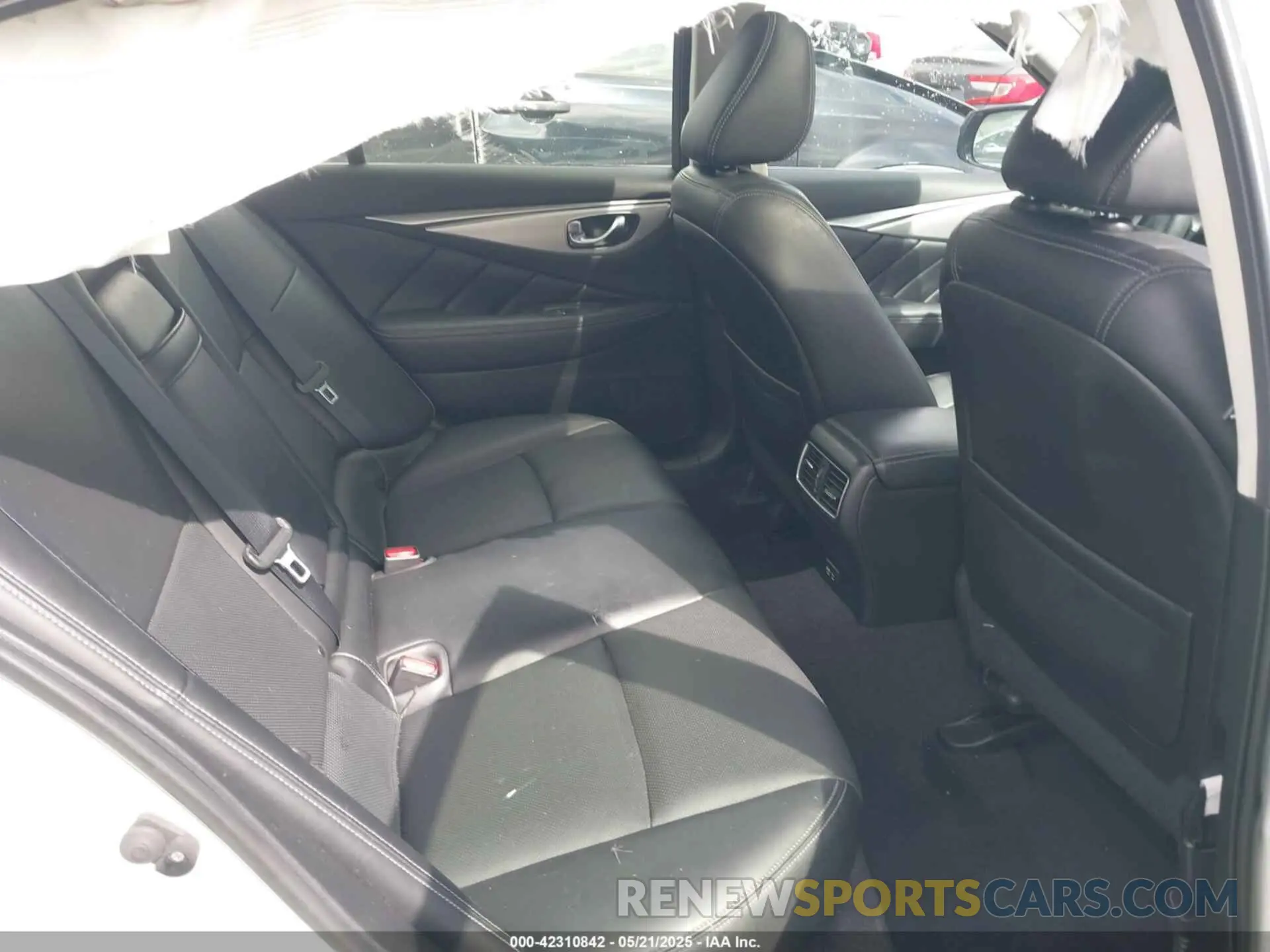 8 Photograph of a damaged car JN1EV7BP2NM311118 INFINITI Q50 2022