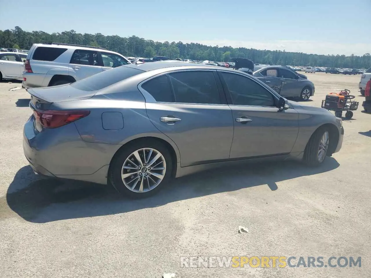 3 Photograph of a damaged car JN1EV7BP3NM311791 INFINITI Q50 2022