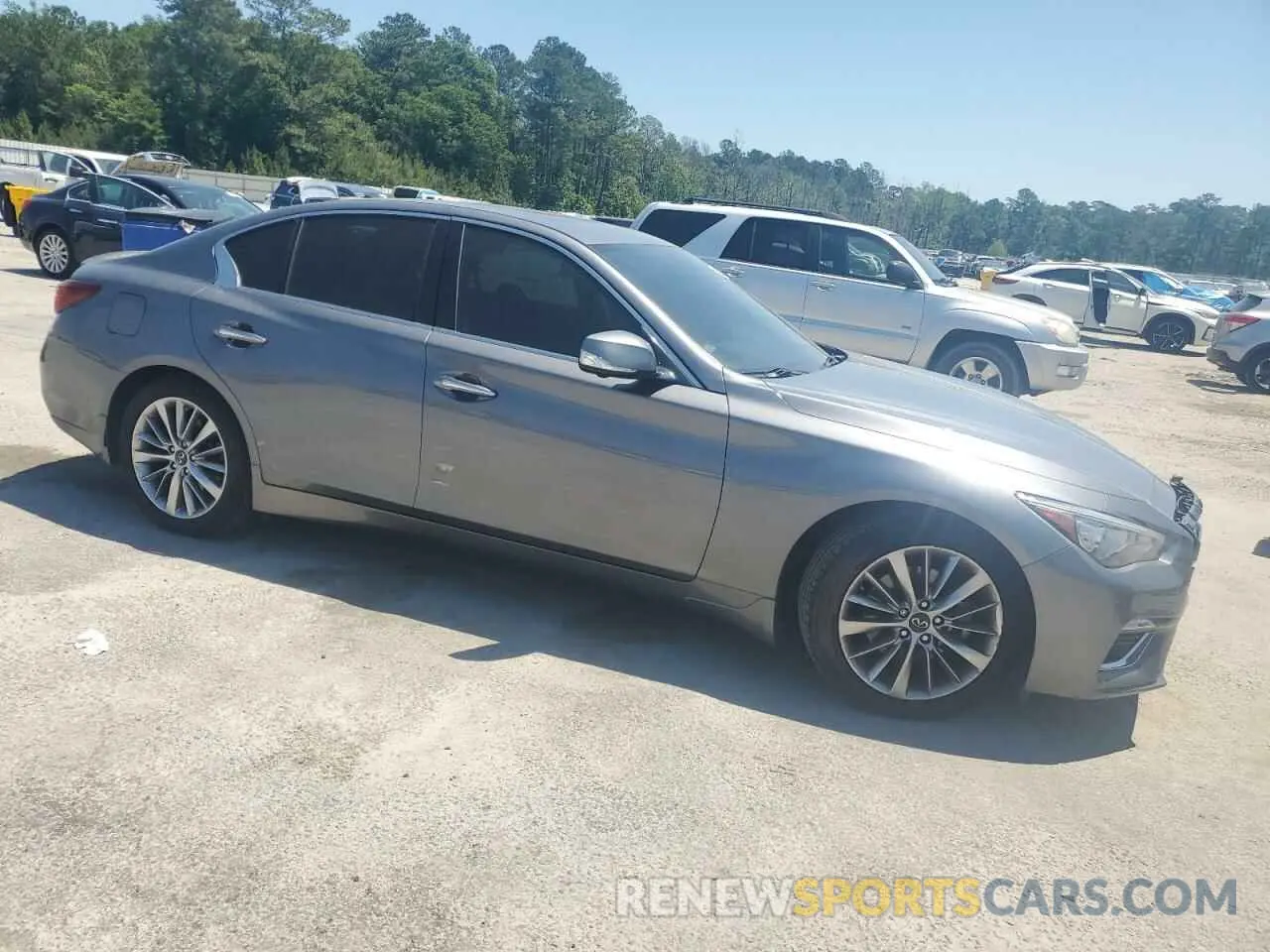 4 Photograph of a damaged car JN1EV7BP3NM311791 INFINITI Q50 2022