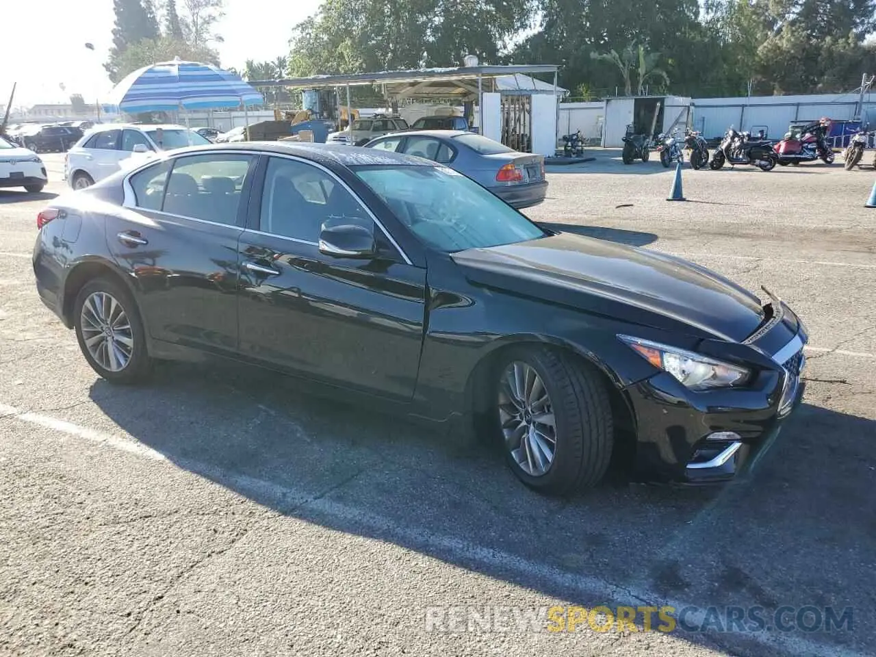 4 Photograph of a damaged car JN1EV7BP7NM310613 INFINITI Q50 2022