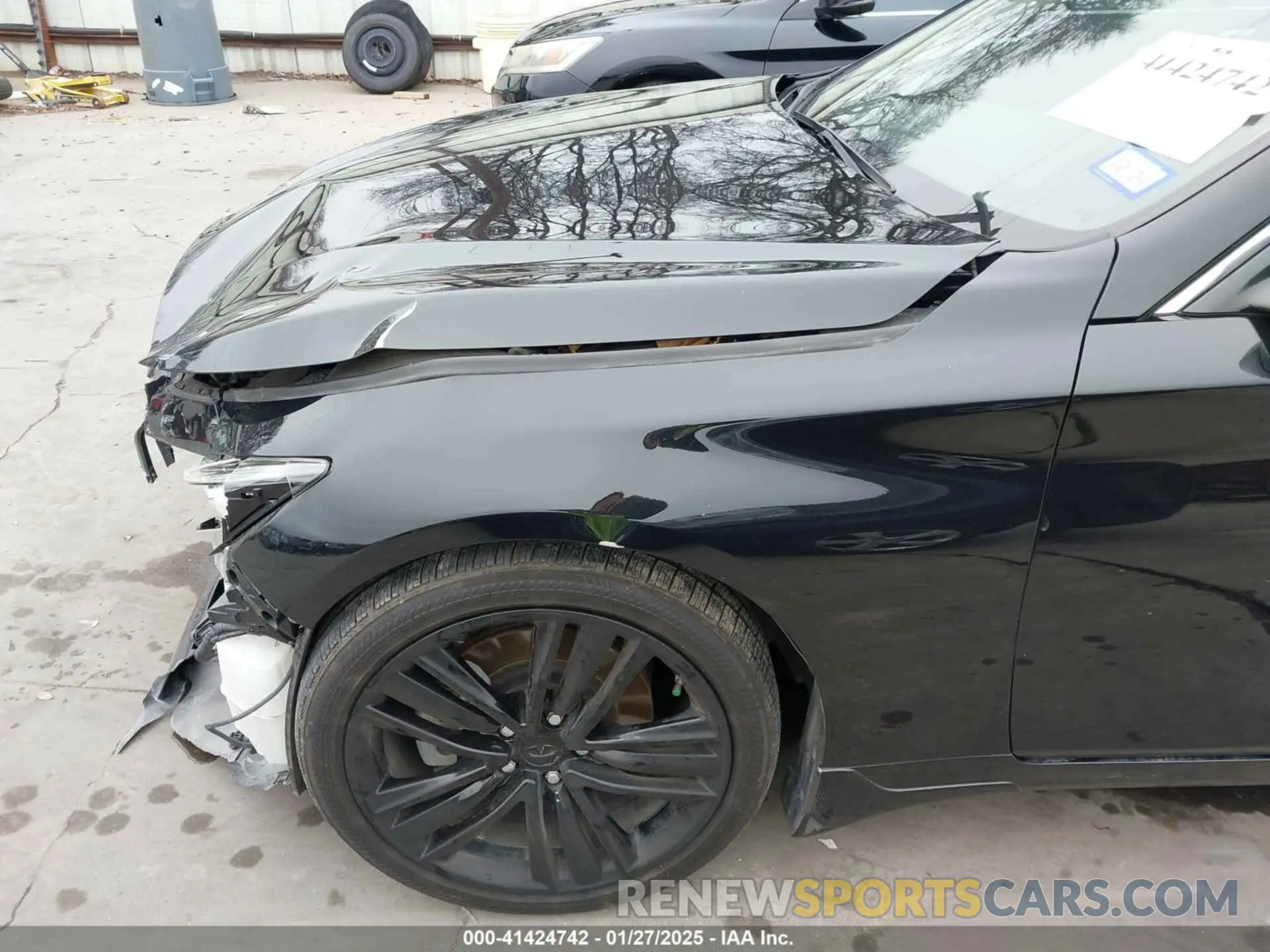 18 Photograph of a damaged car JN1EV7BPXNM311027 INFINITI Q50 2022