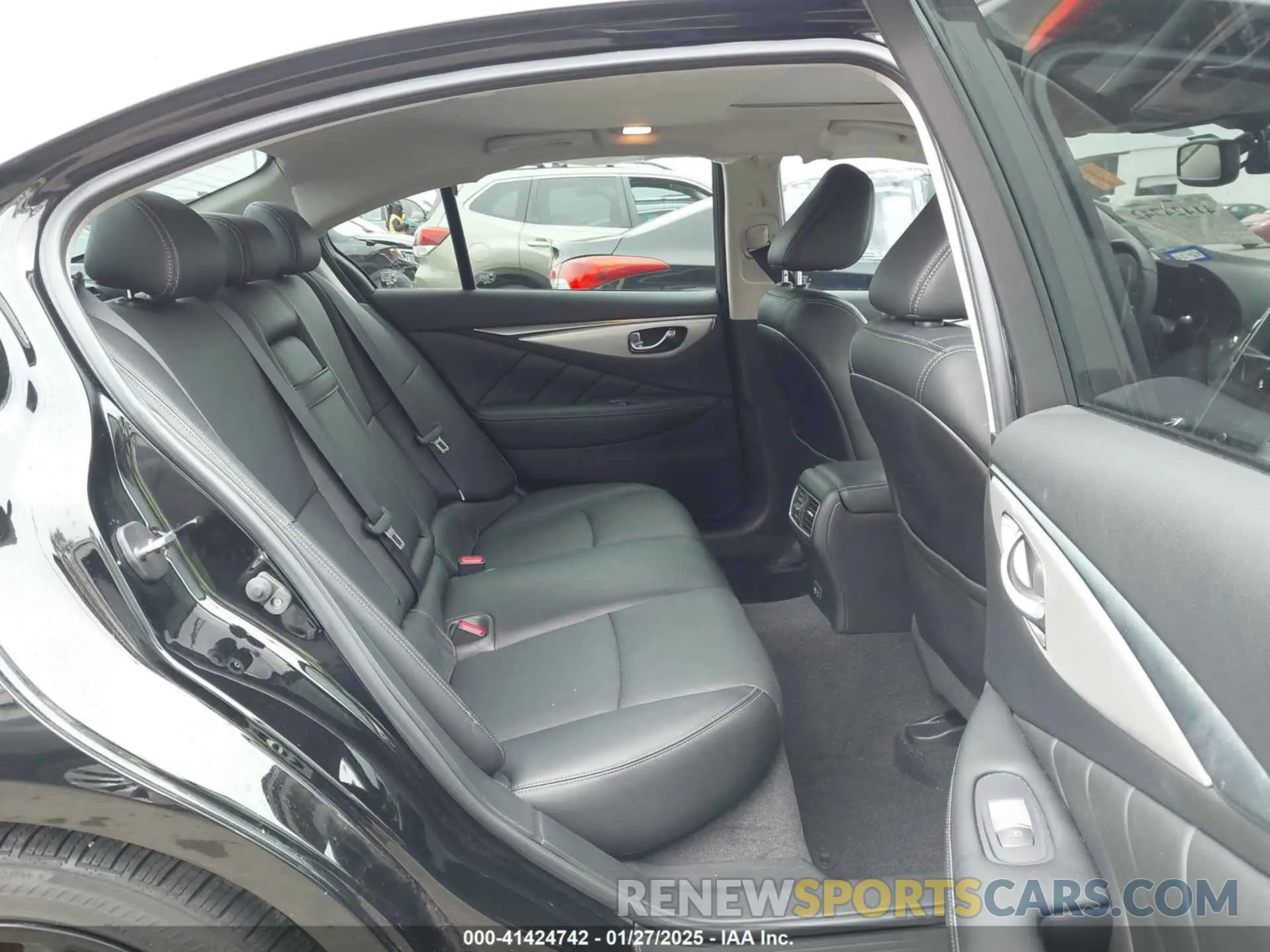 8 Photograph of a damaged car JN1EV7BPXNM311027 INFINITI Q50 2022