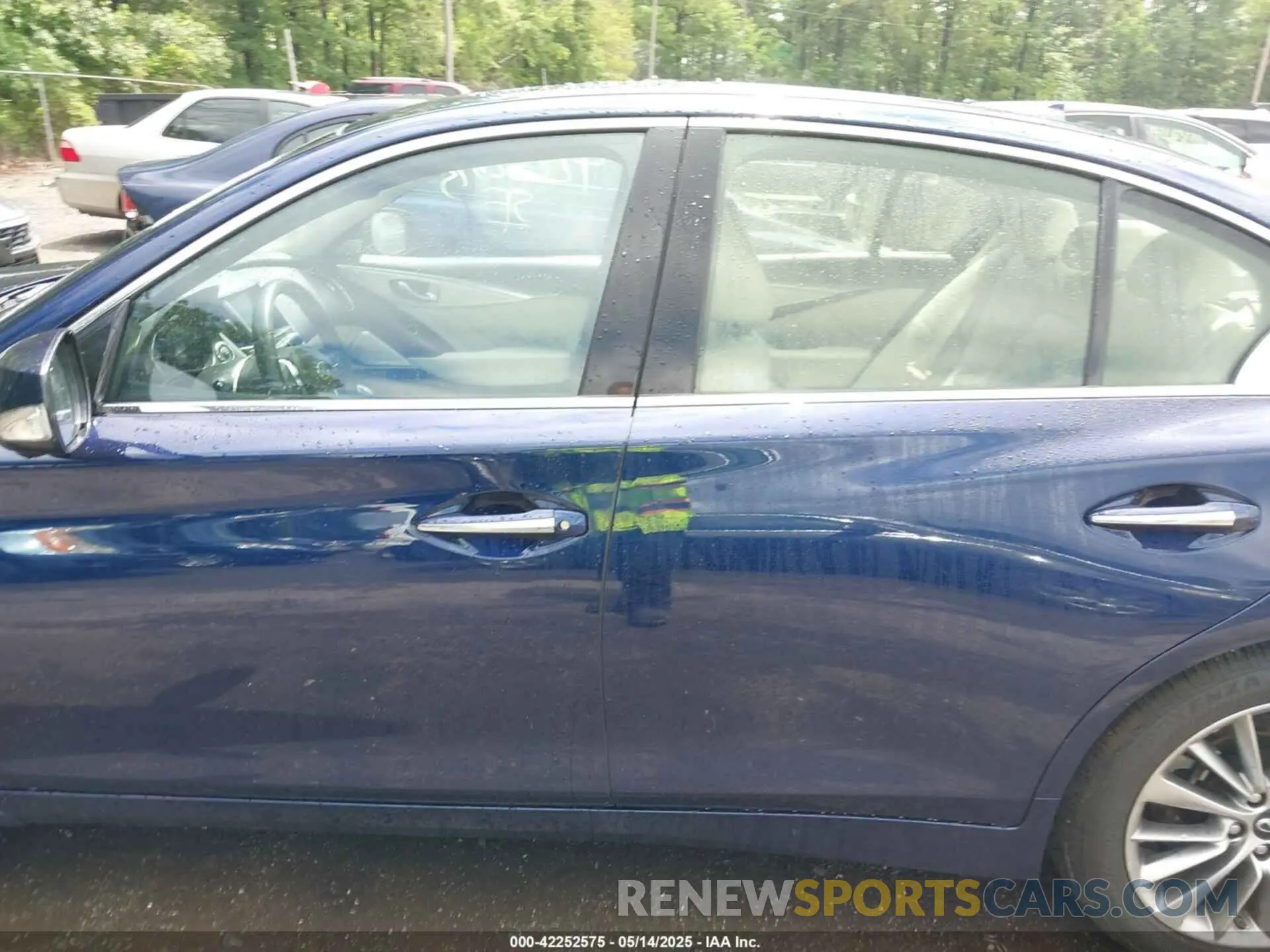 14 Photograph of a damaged car JN1EV7BR0NM340862 INFINITI Q50 2022