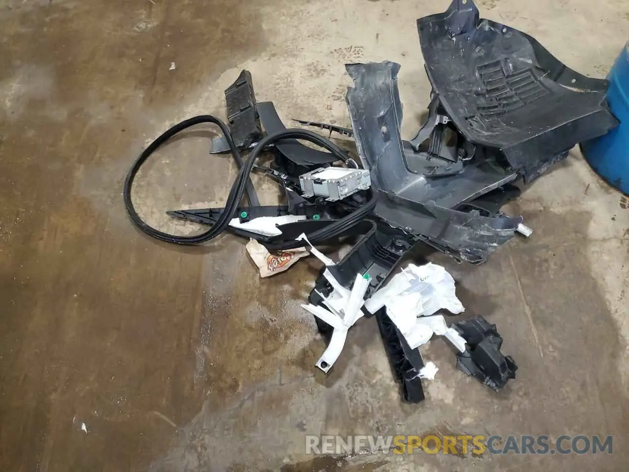12 Photograph of a damaged car JN1EV7BR4NM342033 INFINITI Q50 2022