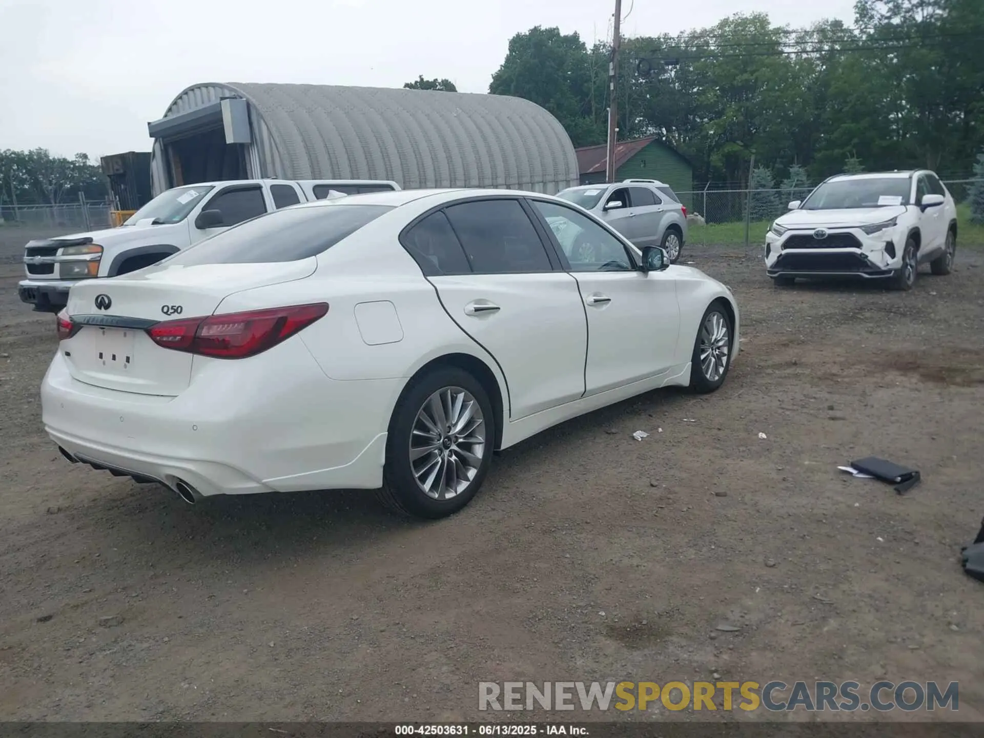 4 Photograph of a damaged car JN1EV7BR4NM342579 INFINITI Q50 2022