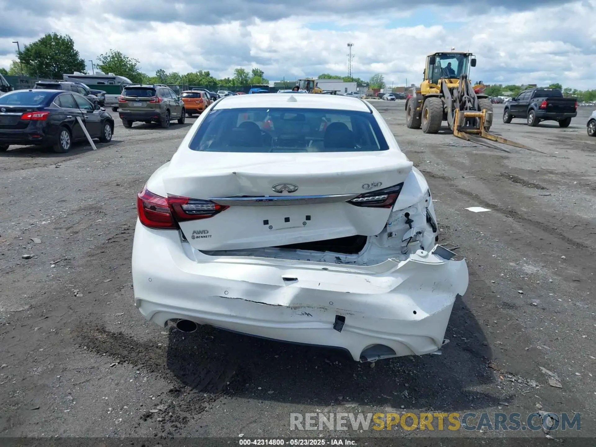16 Photograph of a damaged car JN1EV7BR7NM340986 INFINITI Q50 2022