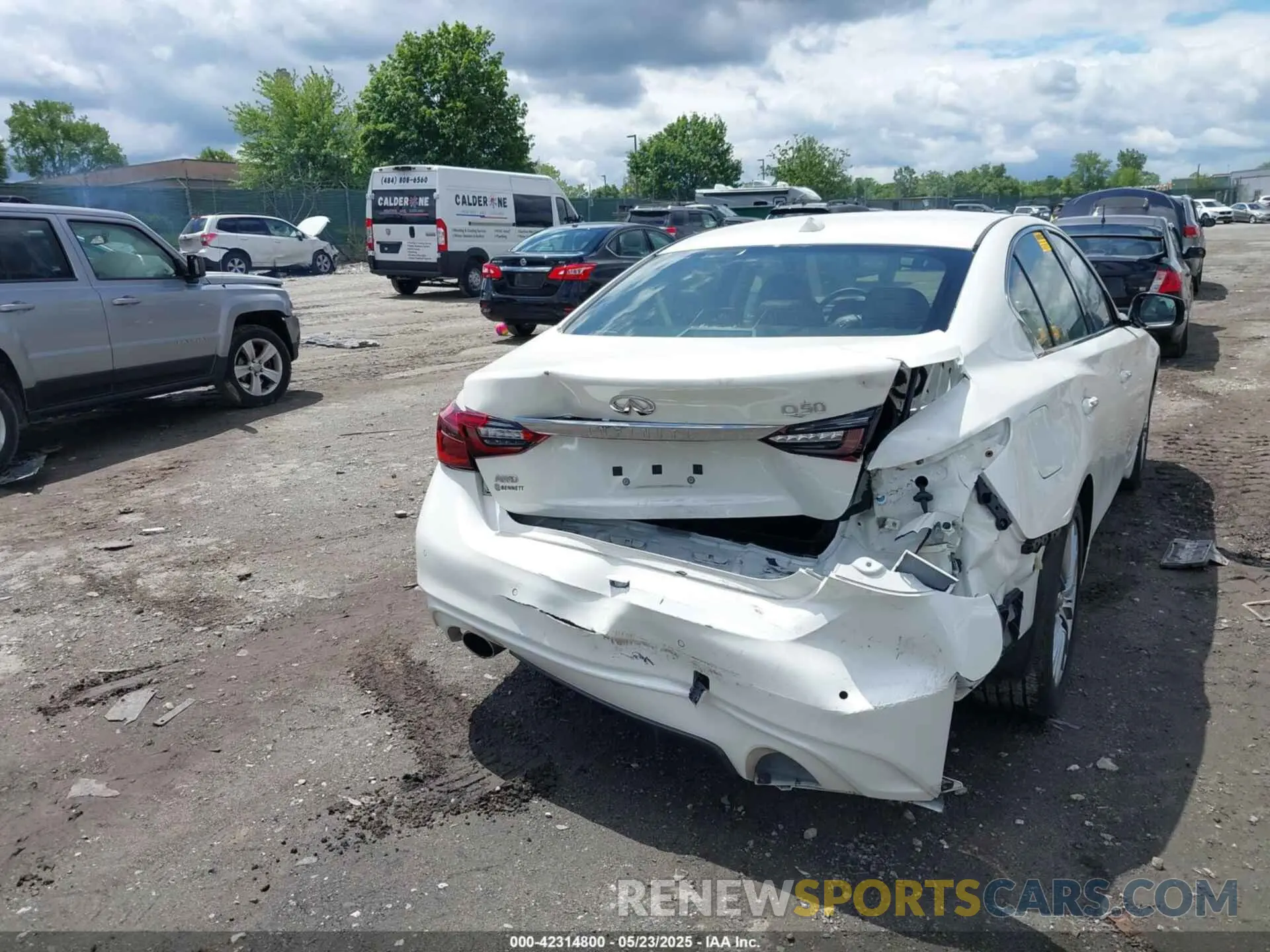 6 Photograph of a damaged car JN1EV7BR7NM340986 INFINITI Q50 2022
