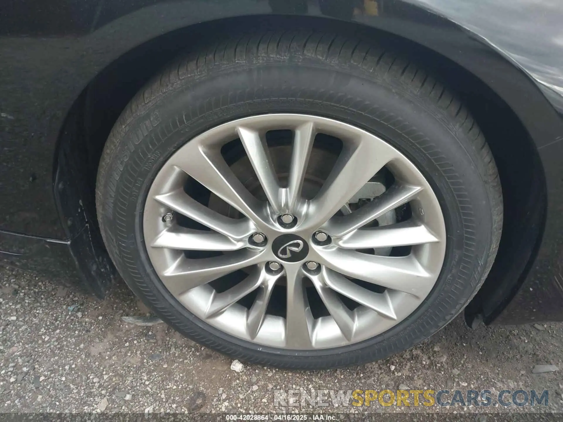 12 Photograph of a damaged car JN1EV7BRXNM342313 INFINITI Q50 2022