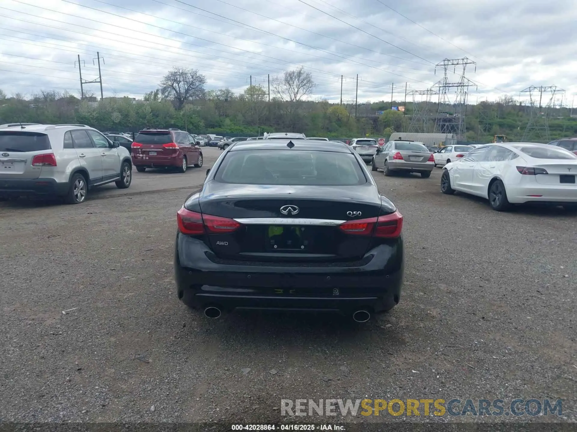 17 Photograph of a damaged car JN1EV7BRXNM342313 INFINITI Q50 2022