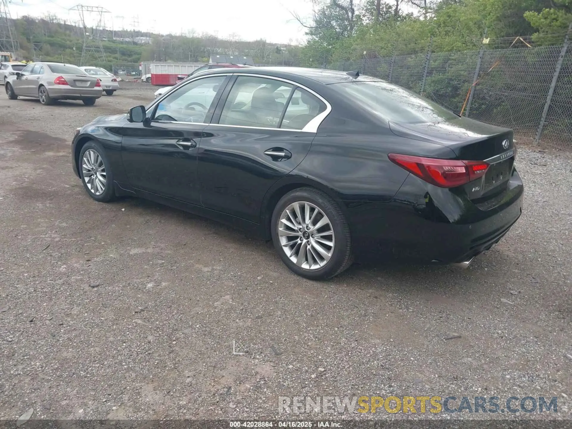 3 Photograph of a damaged car JN1EV7BRXNM342313 INFINITI Q50 2022