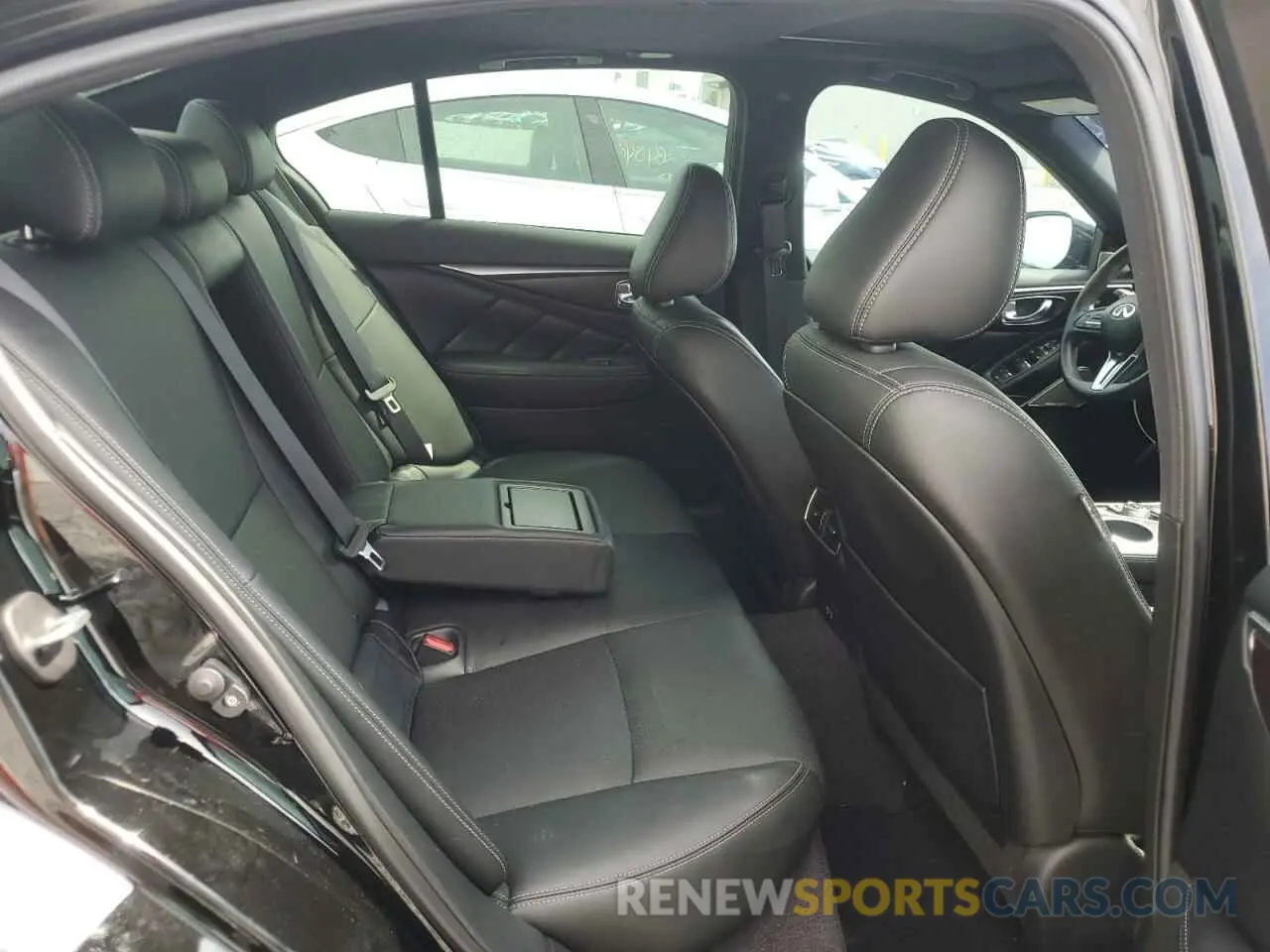 10 Photograph of a damaged car JN1EV7CP8NM311364 INFINITI Q50 2022