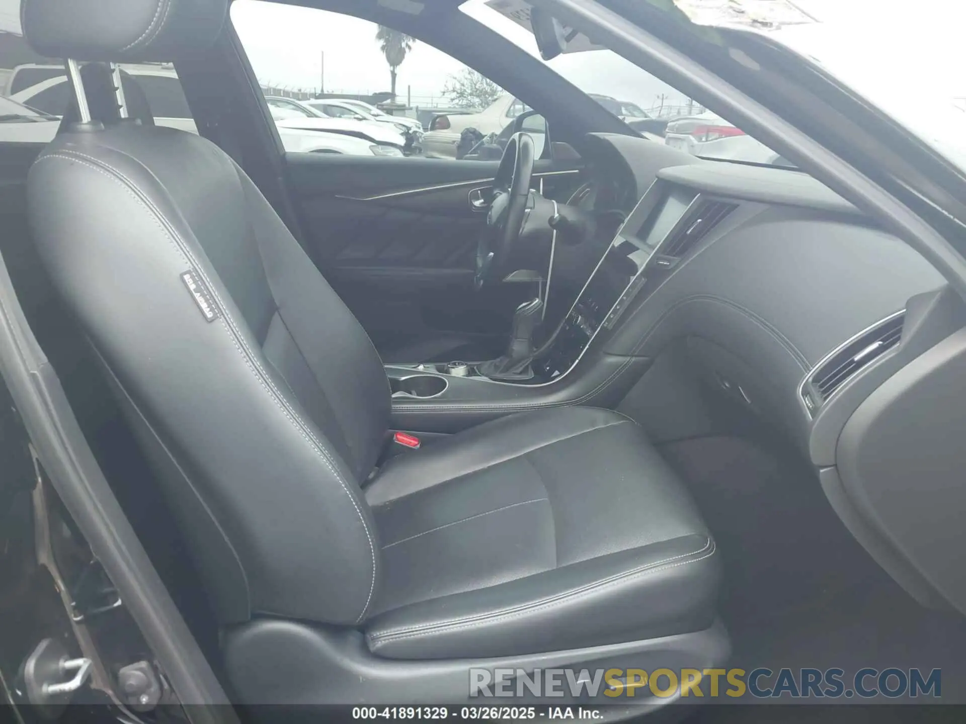 5 Photograph of a damaged car JN1EV7CP9NM310580 INFINITI Q50 2022