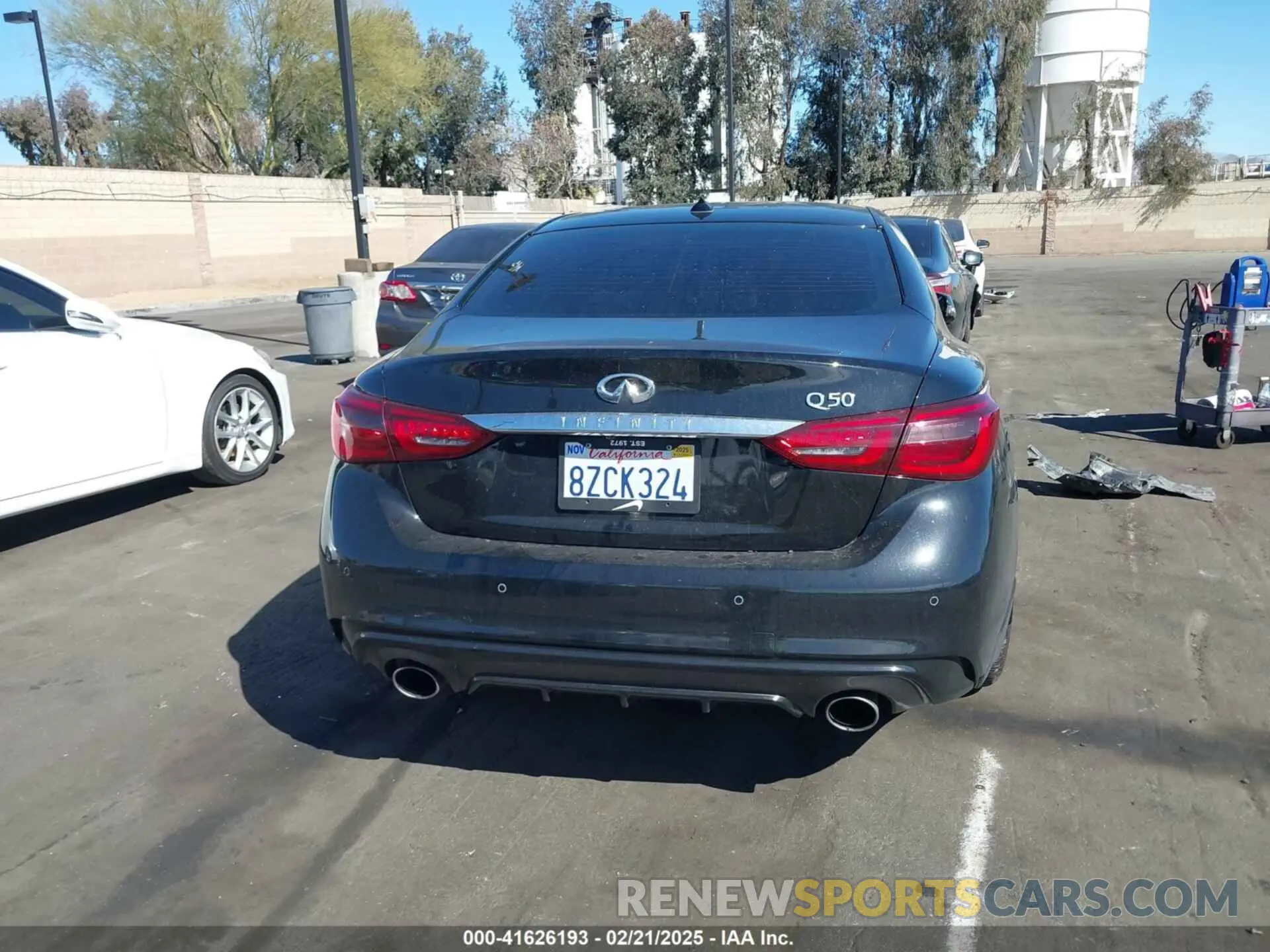 17 Photograph of a damaged car JN1EV7CPXNM310281 INFINITI Q50 2022