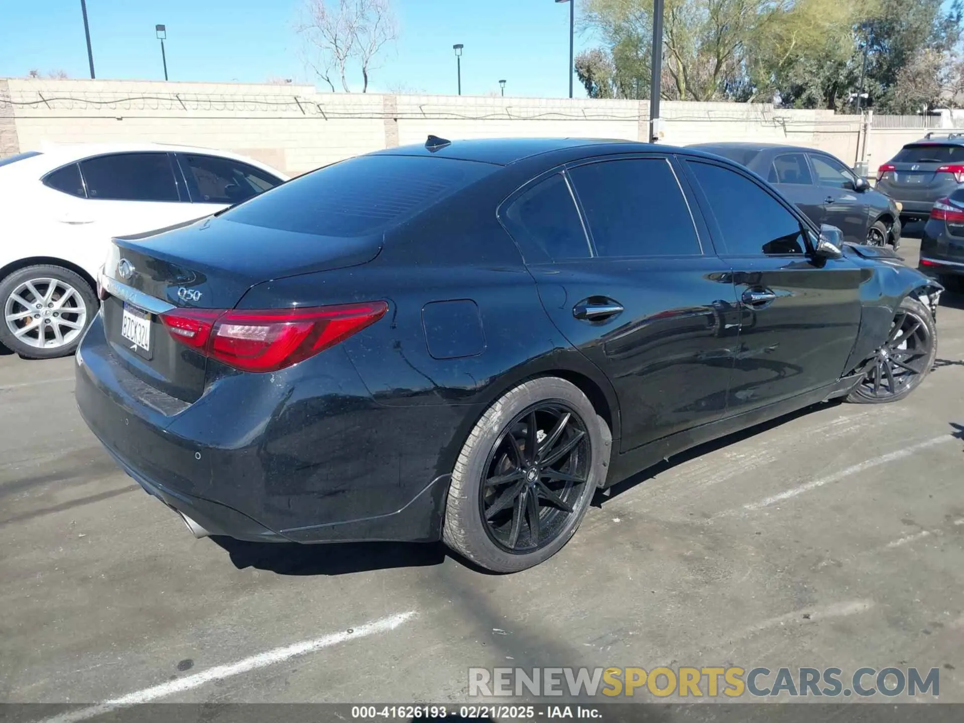 4 Photograph of a damaged car JN1EV7CPXNM310281 INFINITI Q50 2022