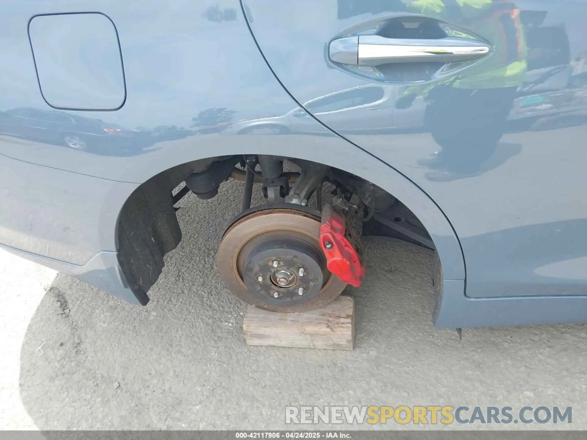22 Photograph of a damaged car JN1FV7DP3NM370129 INFINITI Q50 2022