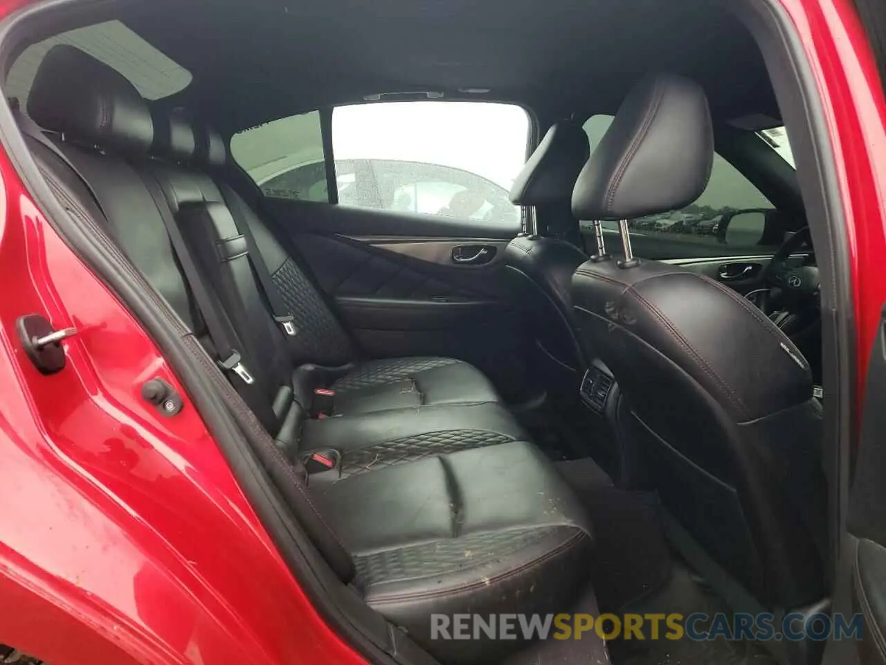 10 Photograph of a damaged car JN1FV7DR9NM390256 INFINITI Q50 2022