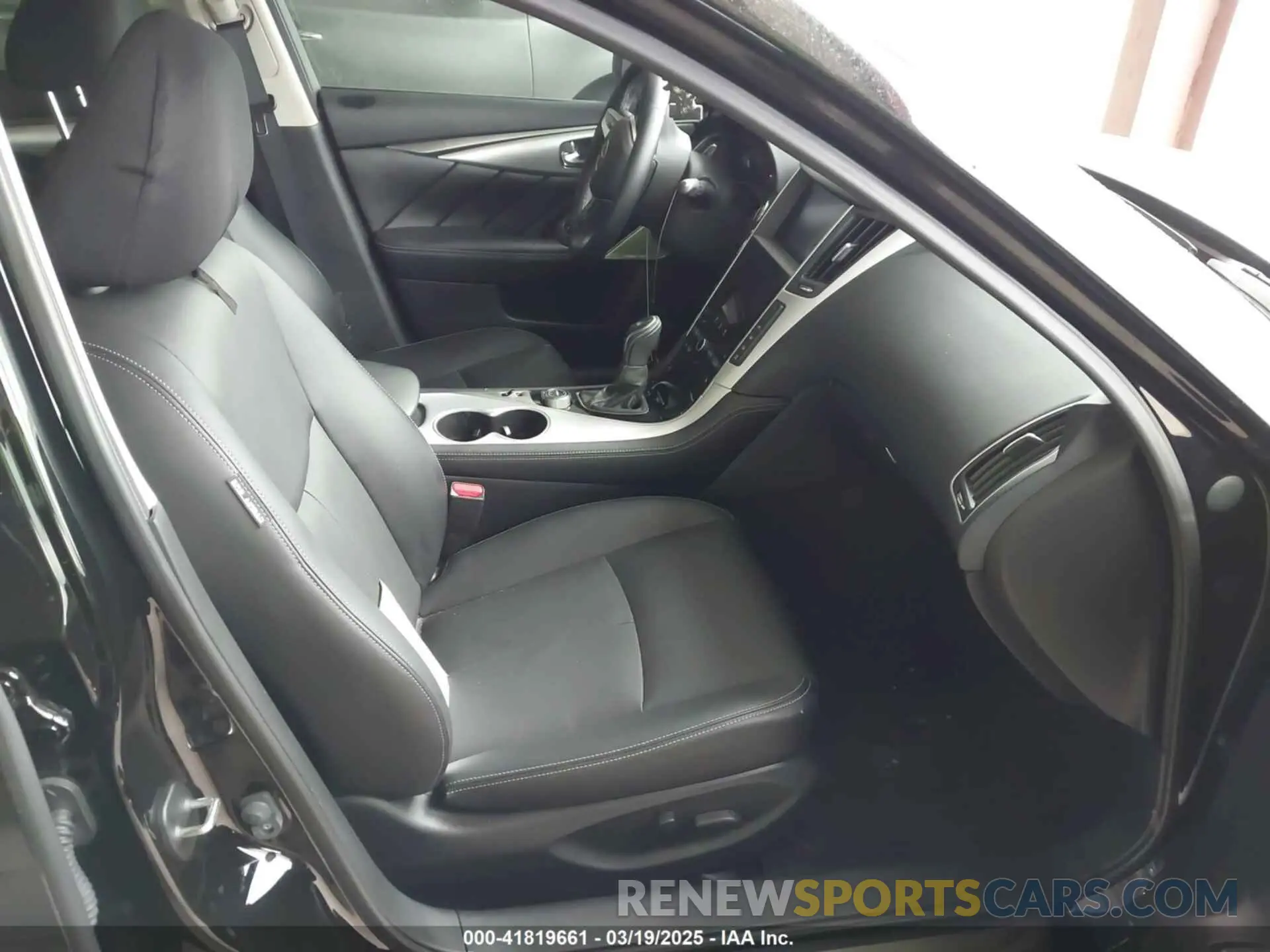 5 Photograph of a damaged car JN1EV7BPXPM512588 INFINITI Q50 2023