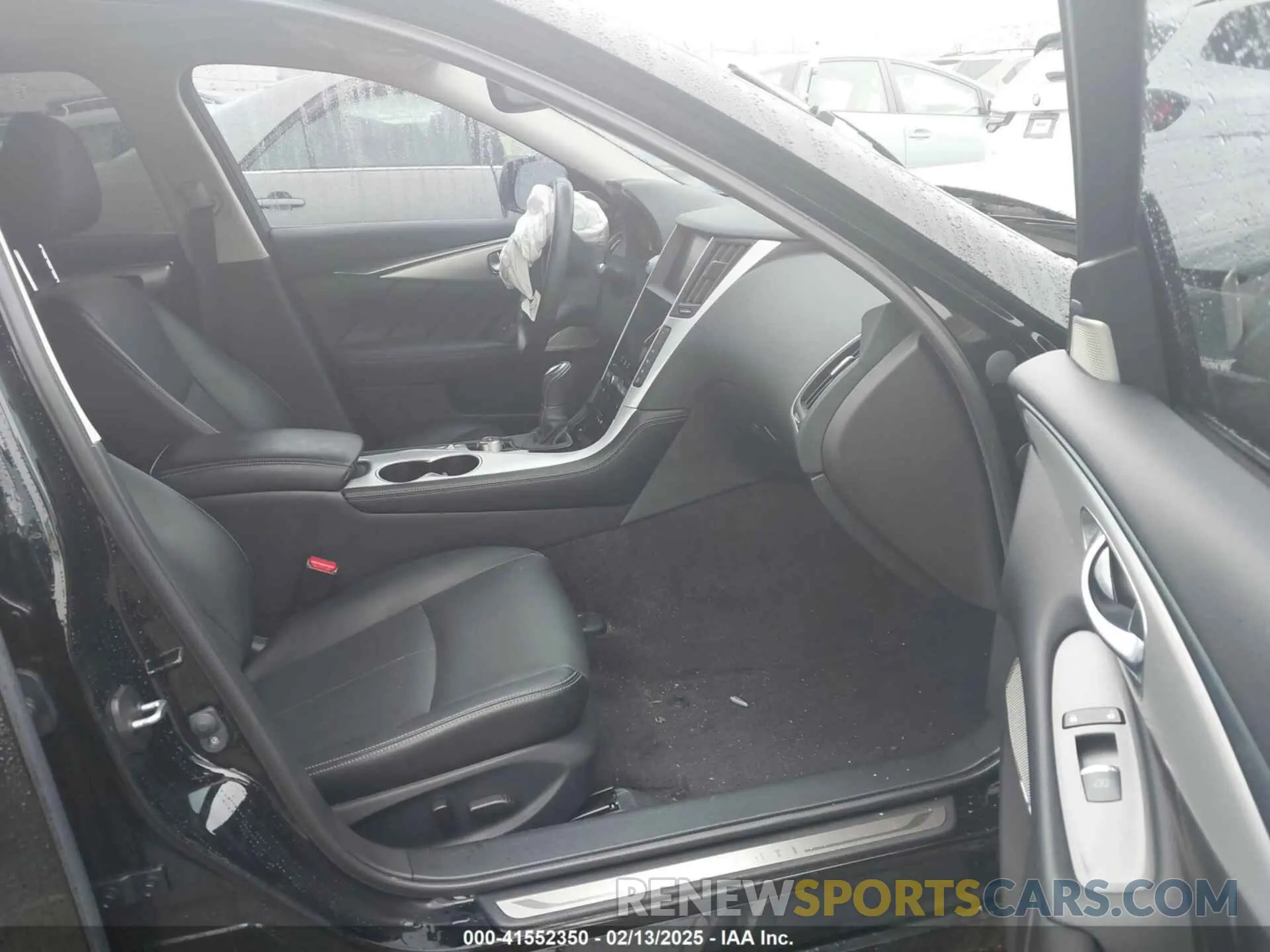 5 Photograph of a damaged car JN1EV7BR2PM541150 INFINITI Q50 2023