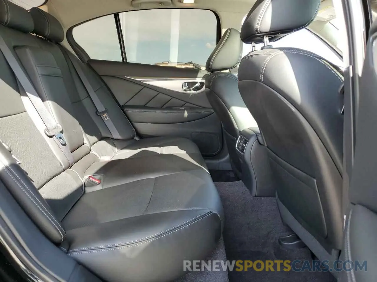 10 Photograph of a damaged car JN1EV7BR3PM543411 INFINITI Q50 2023