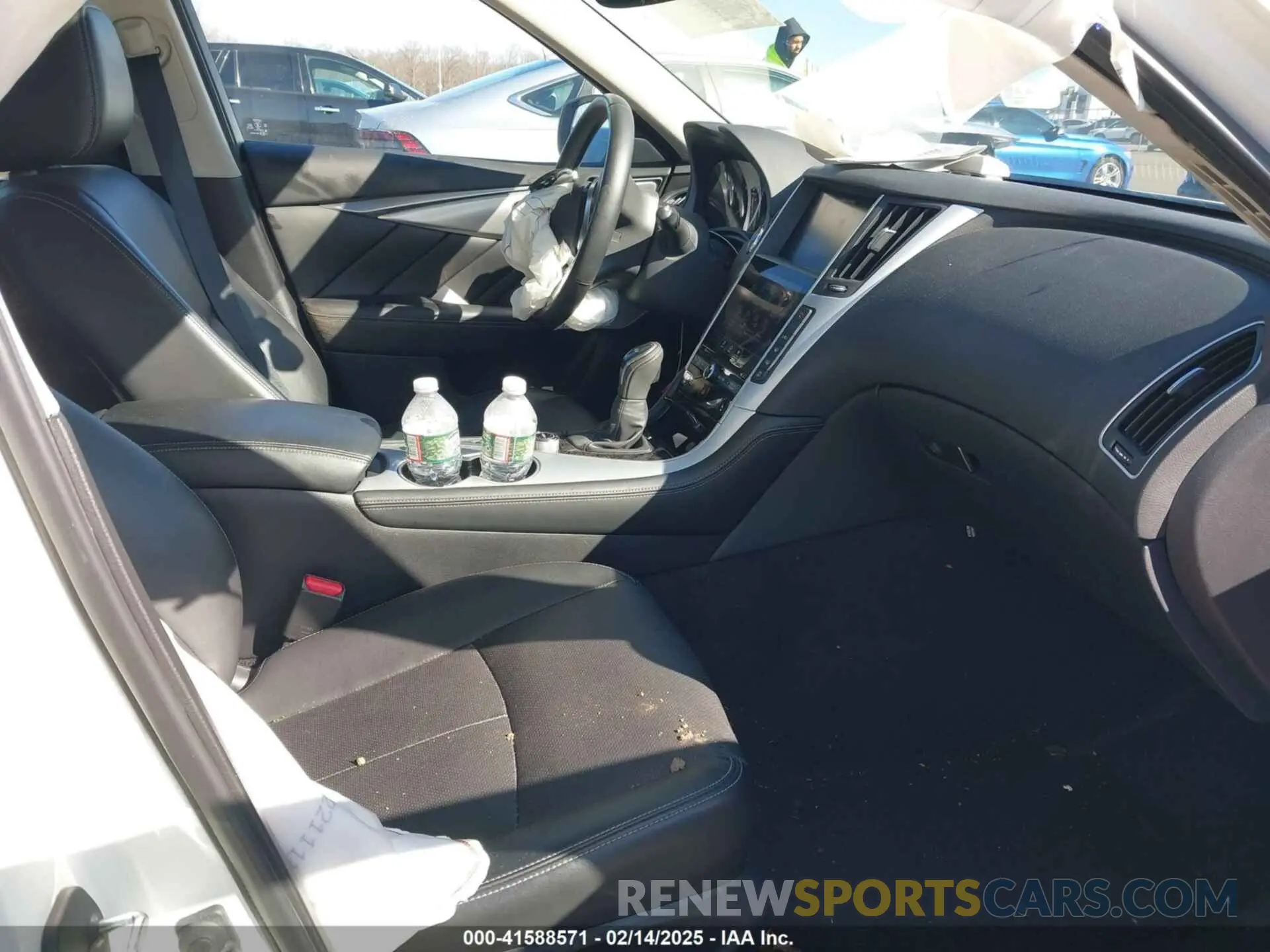 5 Photograph of a damaged car JN1EV7BRXPM542112 INFINITI Q50 2023