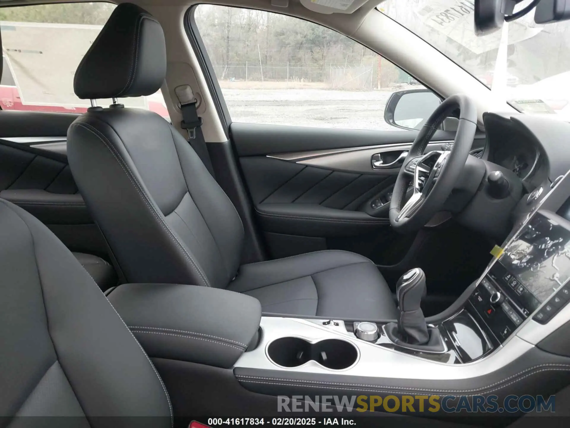 5 Photograph of a damaged car JN1EV7BP1RM600612 INFINITI Q50 2024