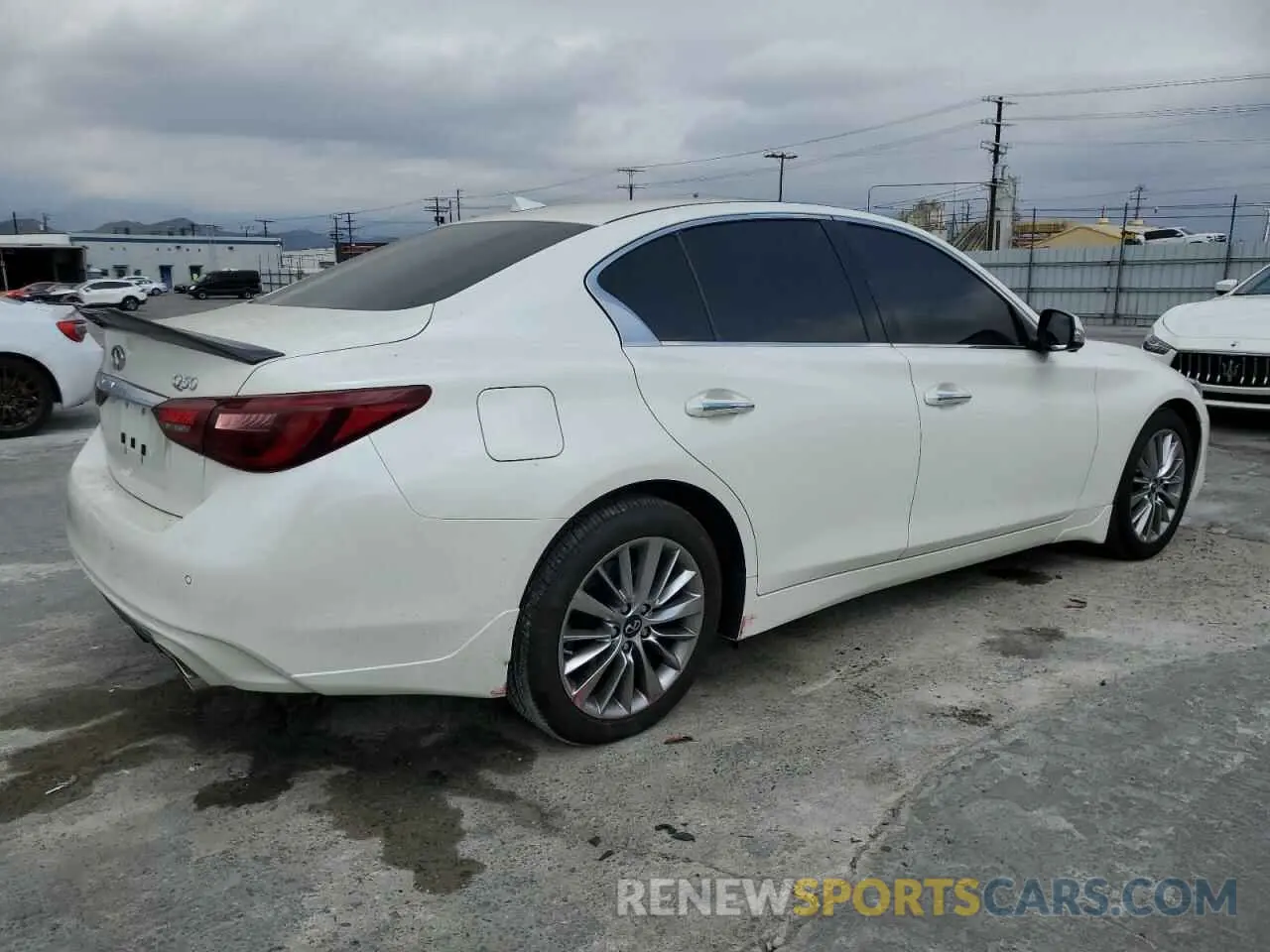 3 Photograph of a damaged car JN1EV7BP3RM600692 INFINITI Q50 2024