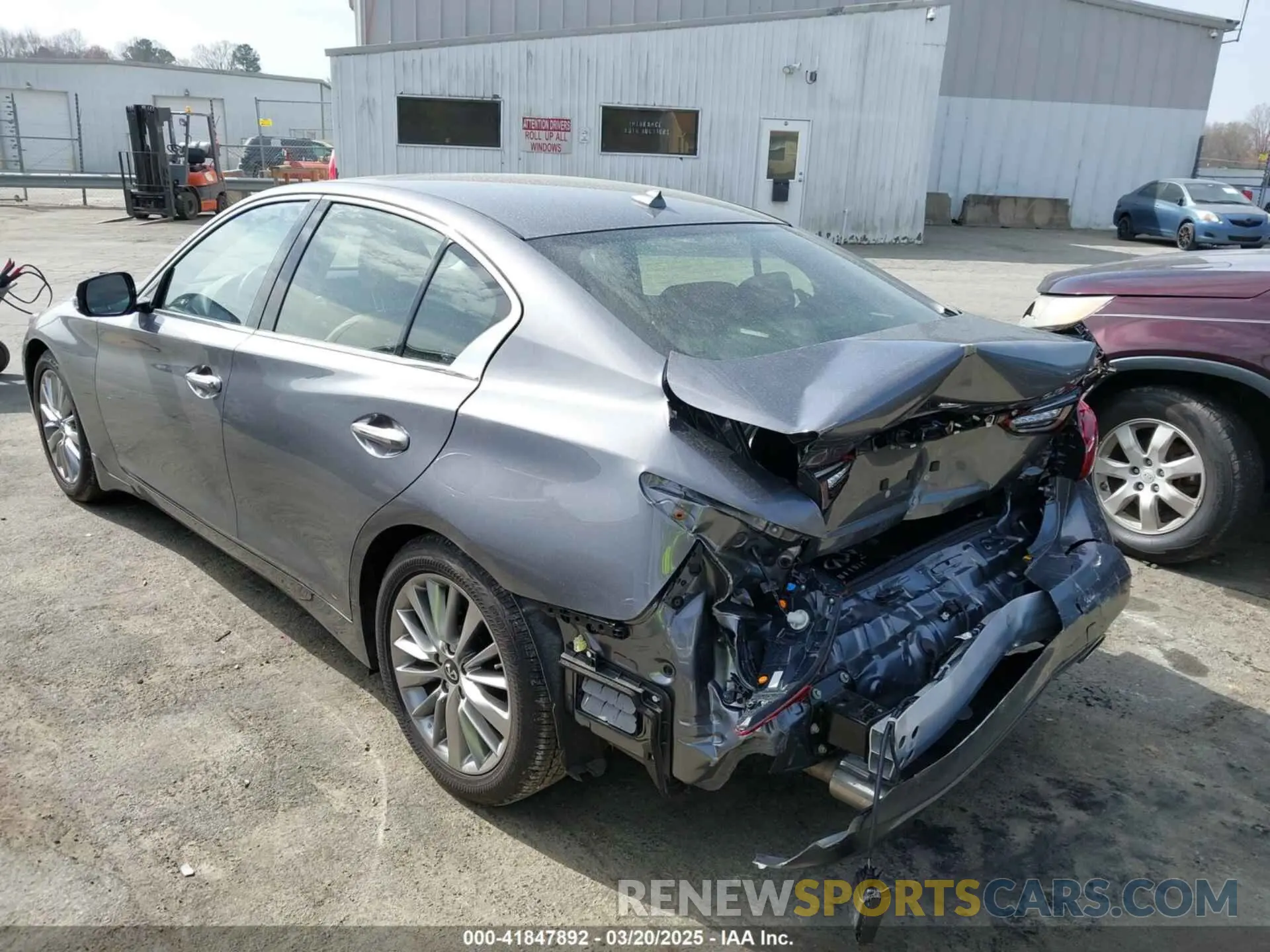 3 Photograph of a damaged car JN1EV7BP6RM601271 INFINITI Q50 2024