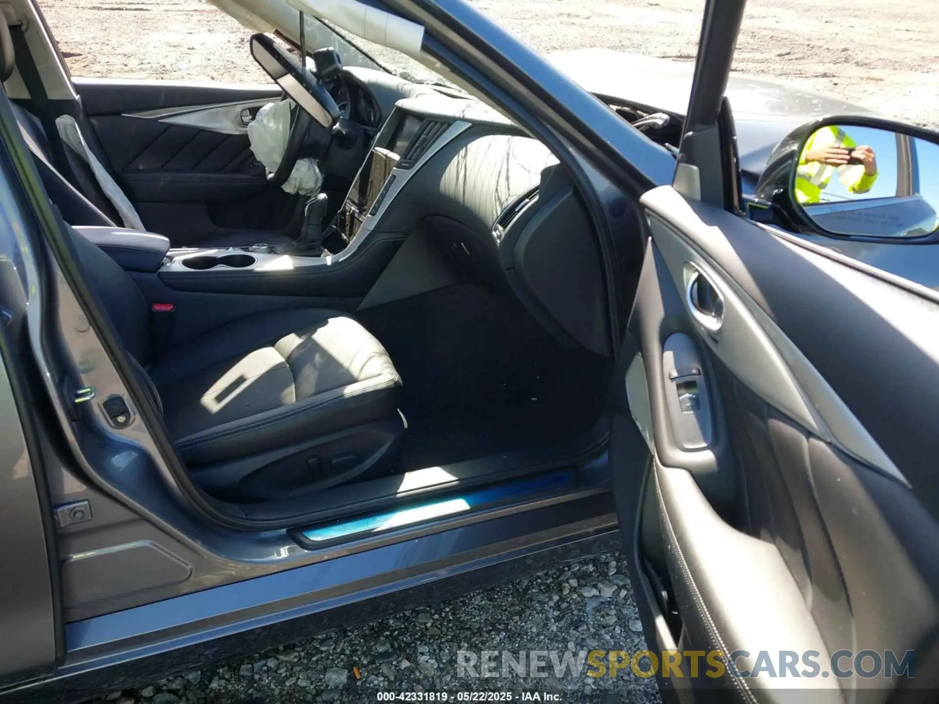 5 Photograph of a damaged car JN1EV7BP9RM601099 INFINITI Q50 2024