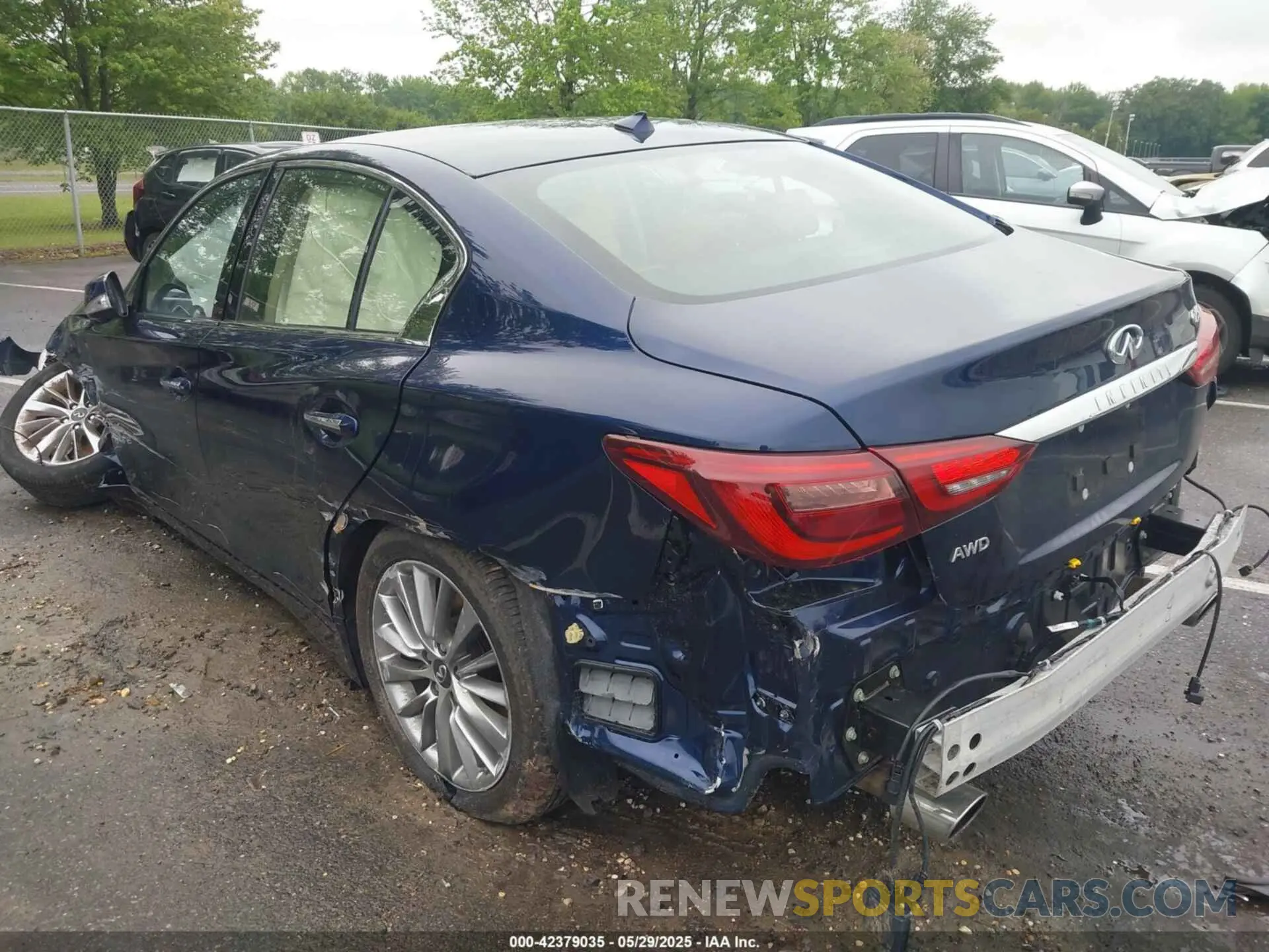 3 Photograph of a damaged car JN1EV7BR7RM631669 INFINITI Q50 2024
