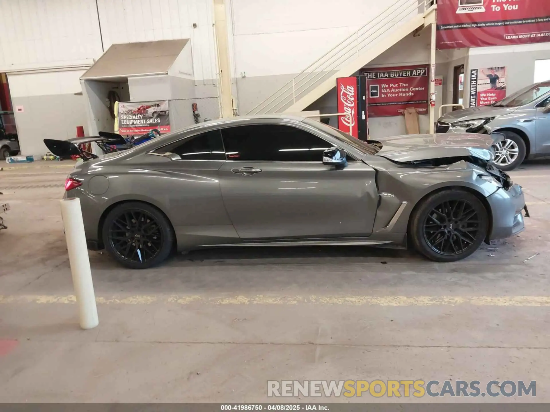 14 Photograph of a damaged car JN1EV7EK4KM230343 INFINITI Q60 2019