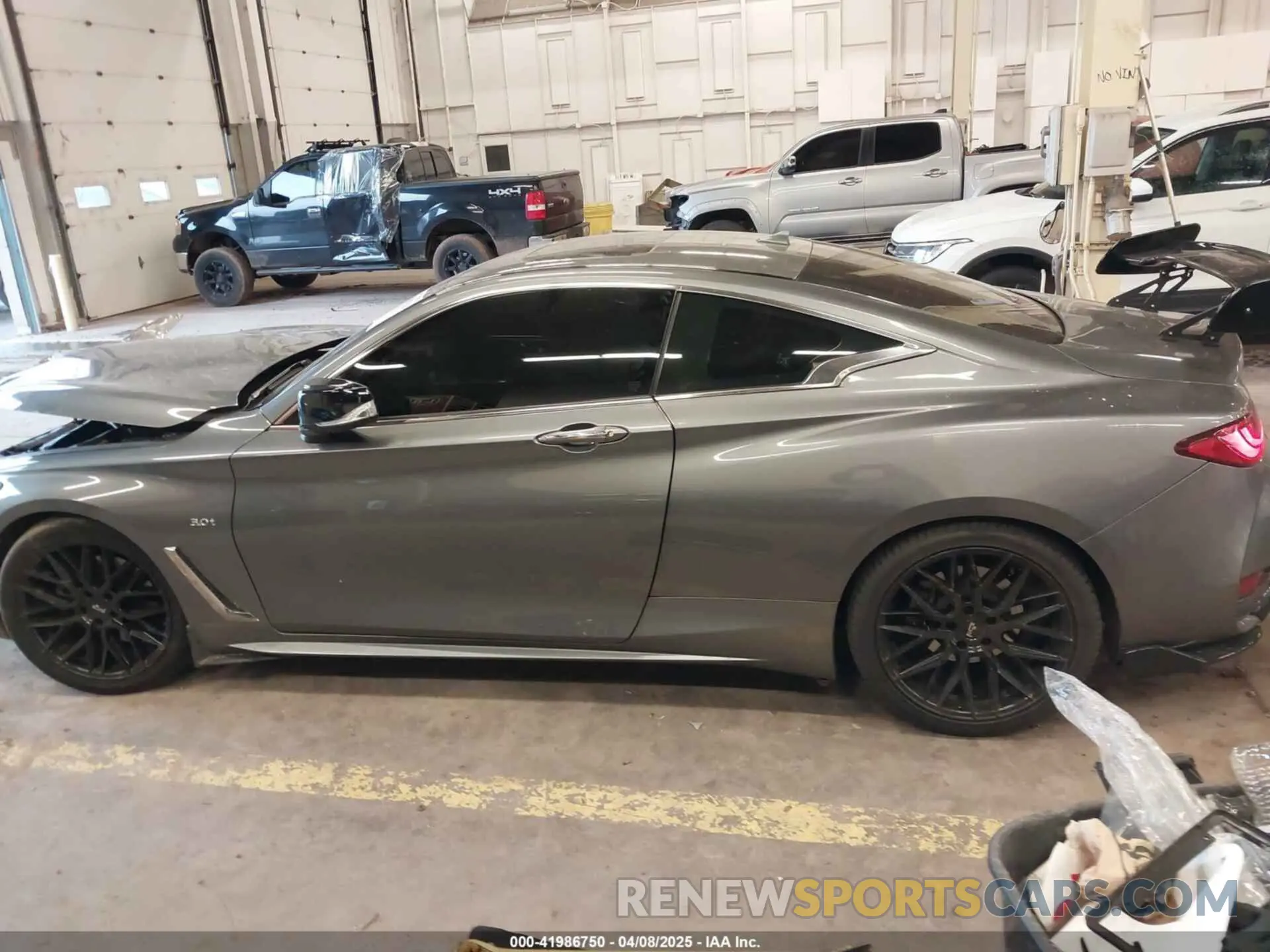15 Photograph of a damaged car JN1EV7EK4KM230343 INFINITI Q60 2019