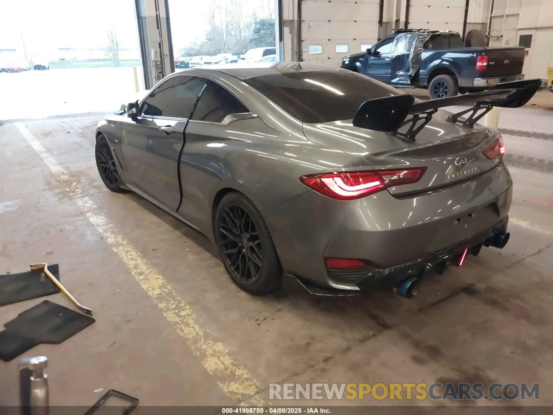 3 Photograph of a damaged car JN1EV7EK4KM230343 INFINITI Q60 2019