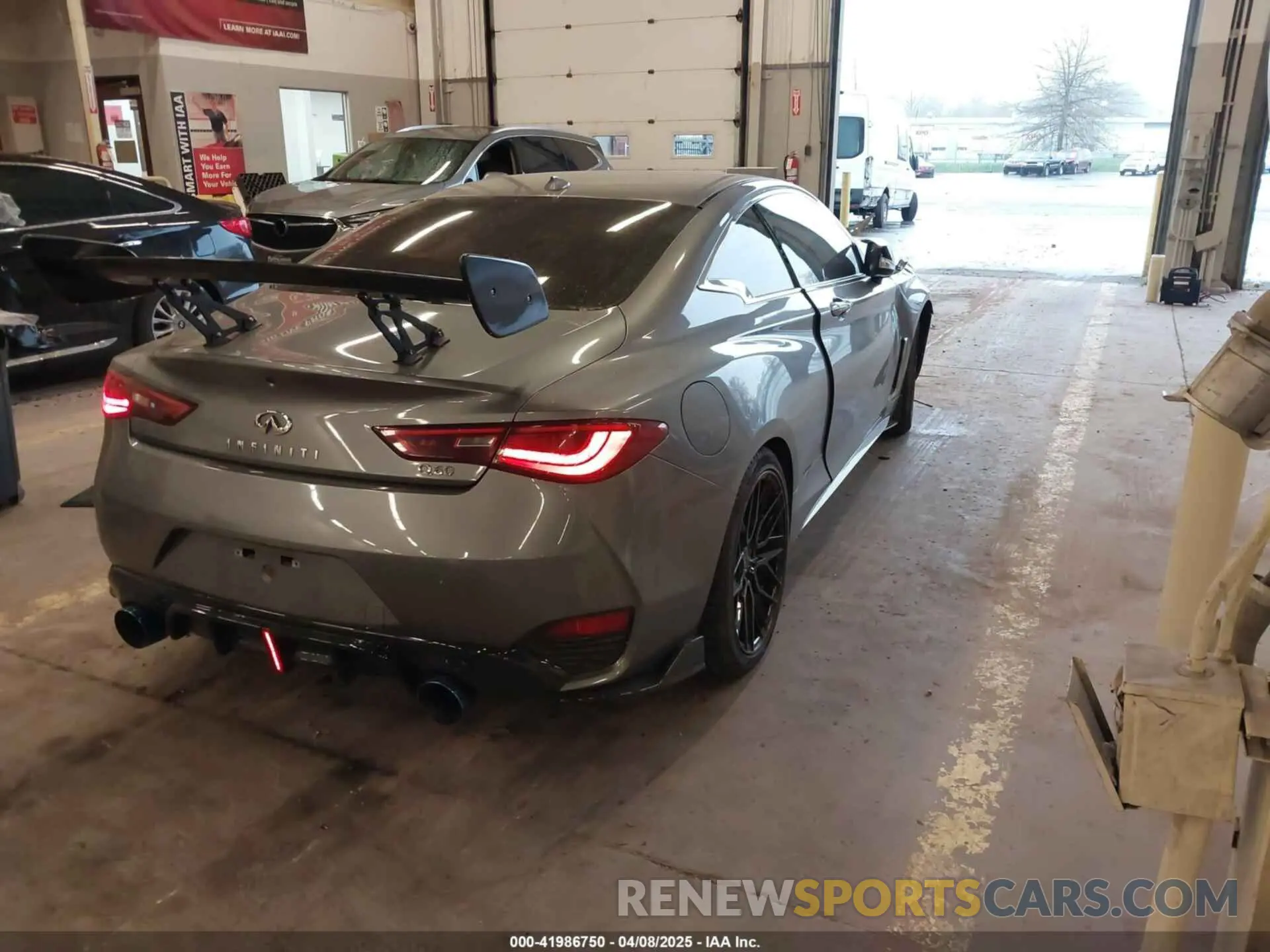 4 Photograph of a damaged car JN1EV7EK4KM230343 INFINITI Q60 2019