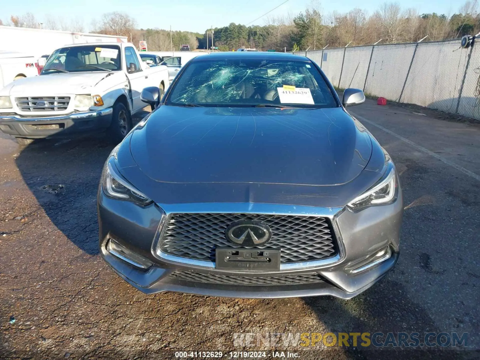 11 Photograph of a damaged car JN1EV7EK7KM230871 INFINITI Q60 2019
