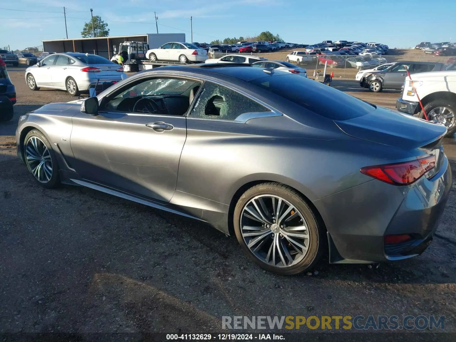 3 Photograph of a damaged car JN1EV7EK7KM230871 INFINITI Q60 2019