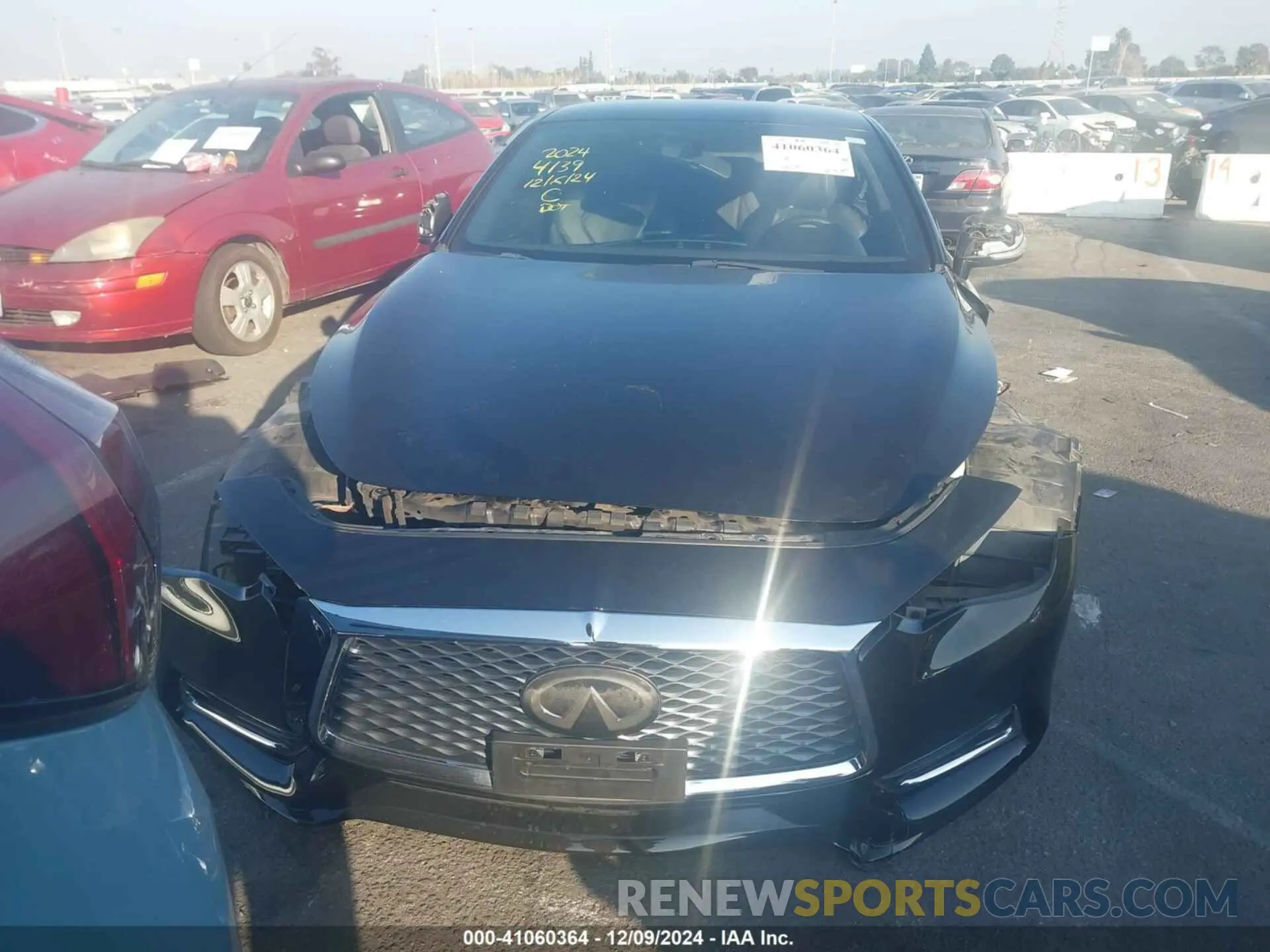 11 Photograph of a damaged car JN1EV7EK9KM231469 INFINITI Q60 2019