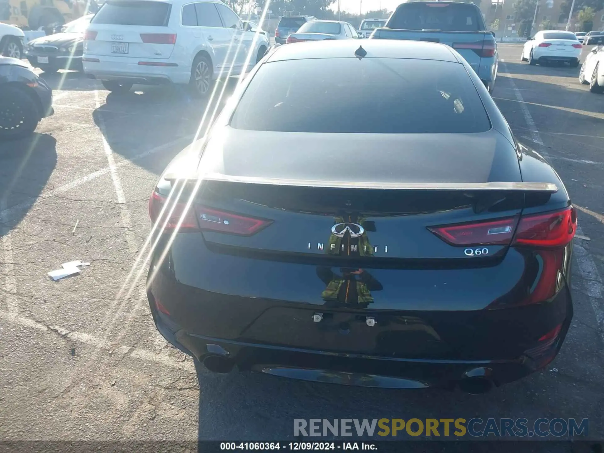 15 Photograph of a damaged car JN1EV7EK9KM231469 INFINITI Q60 2019
