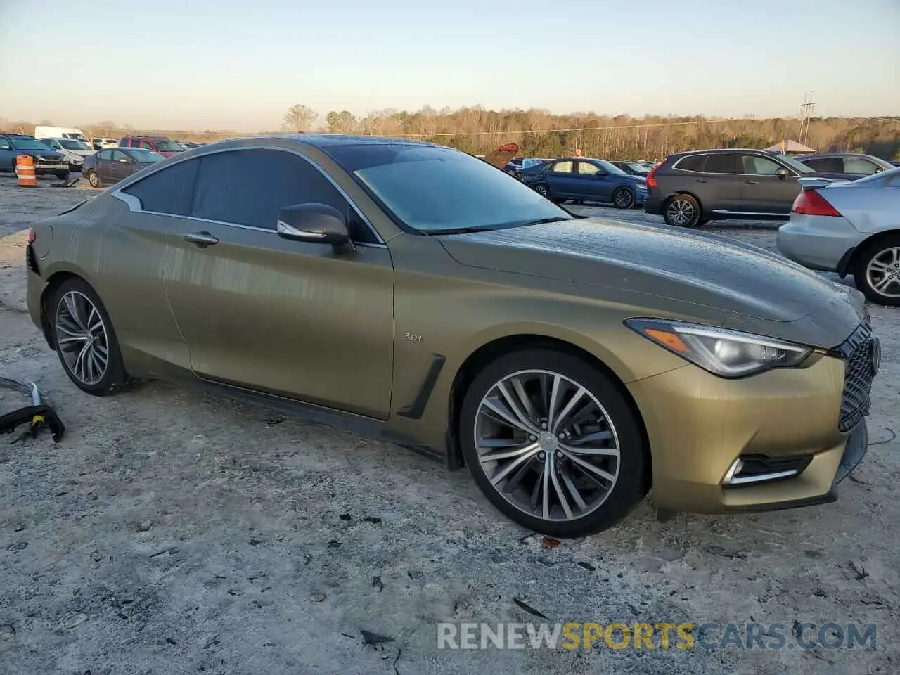 4 Photograph of a damaged car JN1EV7EL0KM290127 INFINITI Q60 2019